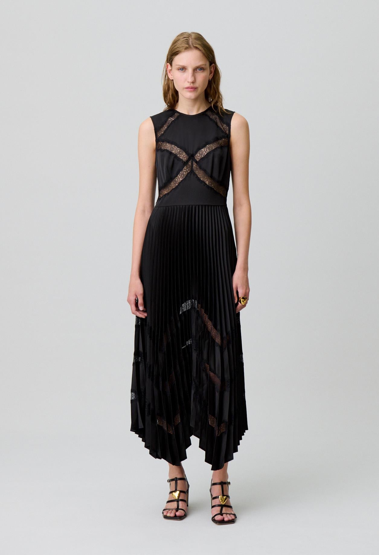 Claudie PierlotSiyah Asimetrik Kesim Saten Elbise