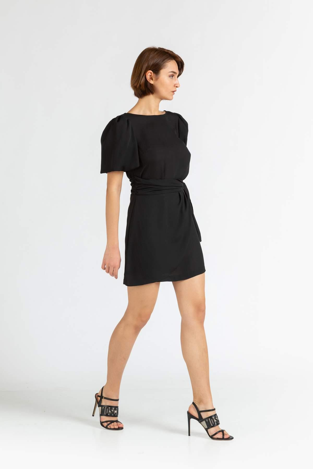 Gina GorgeousGINA GORGEOUS Sırt Dekolteli Mini Elbise
