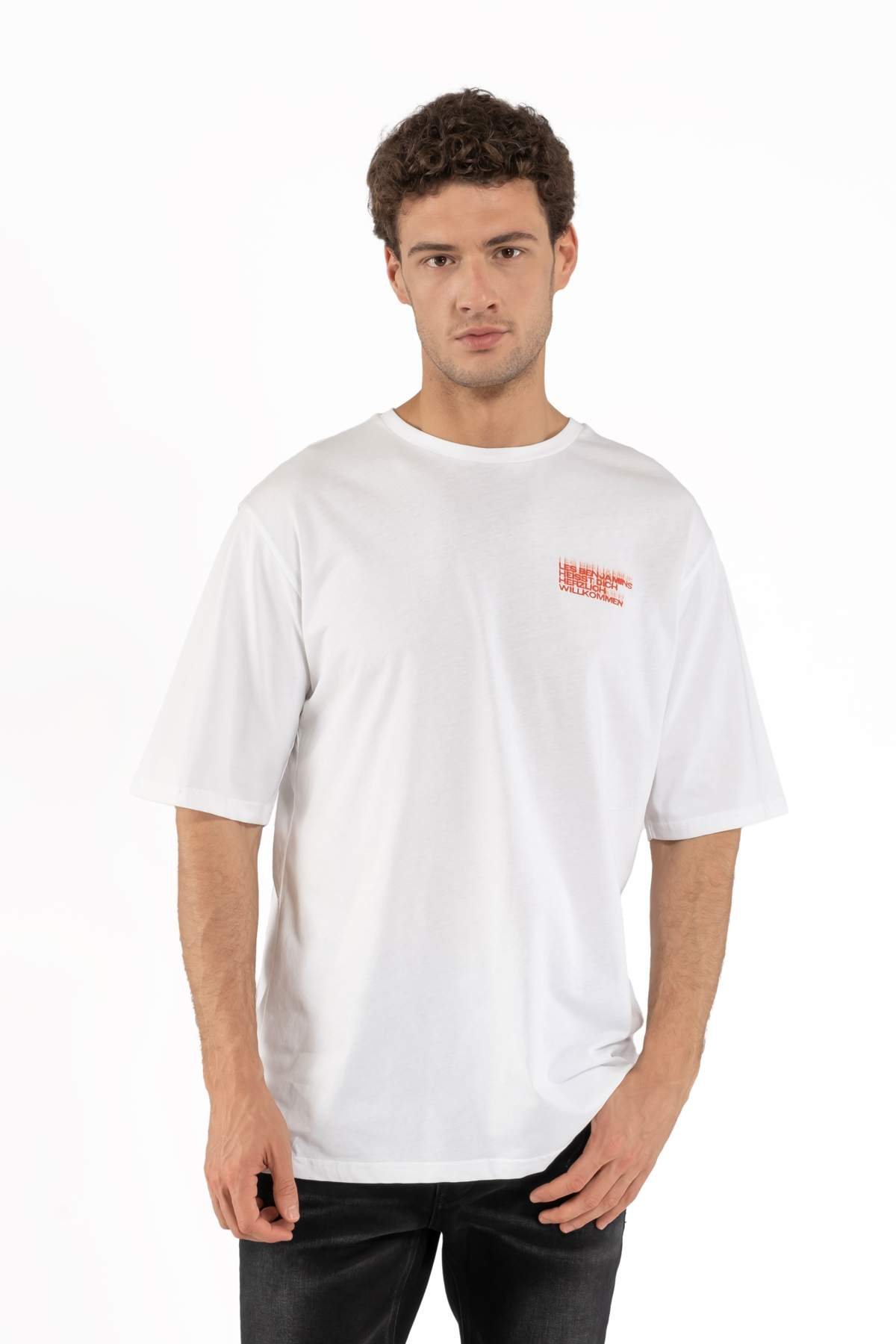 Les BenjaminsBeyaz Bisiklet Yaka Oversize T-shirt
