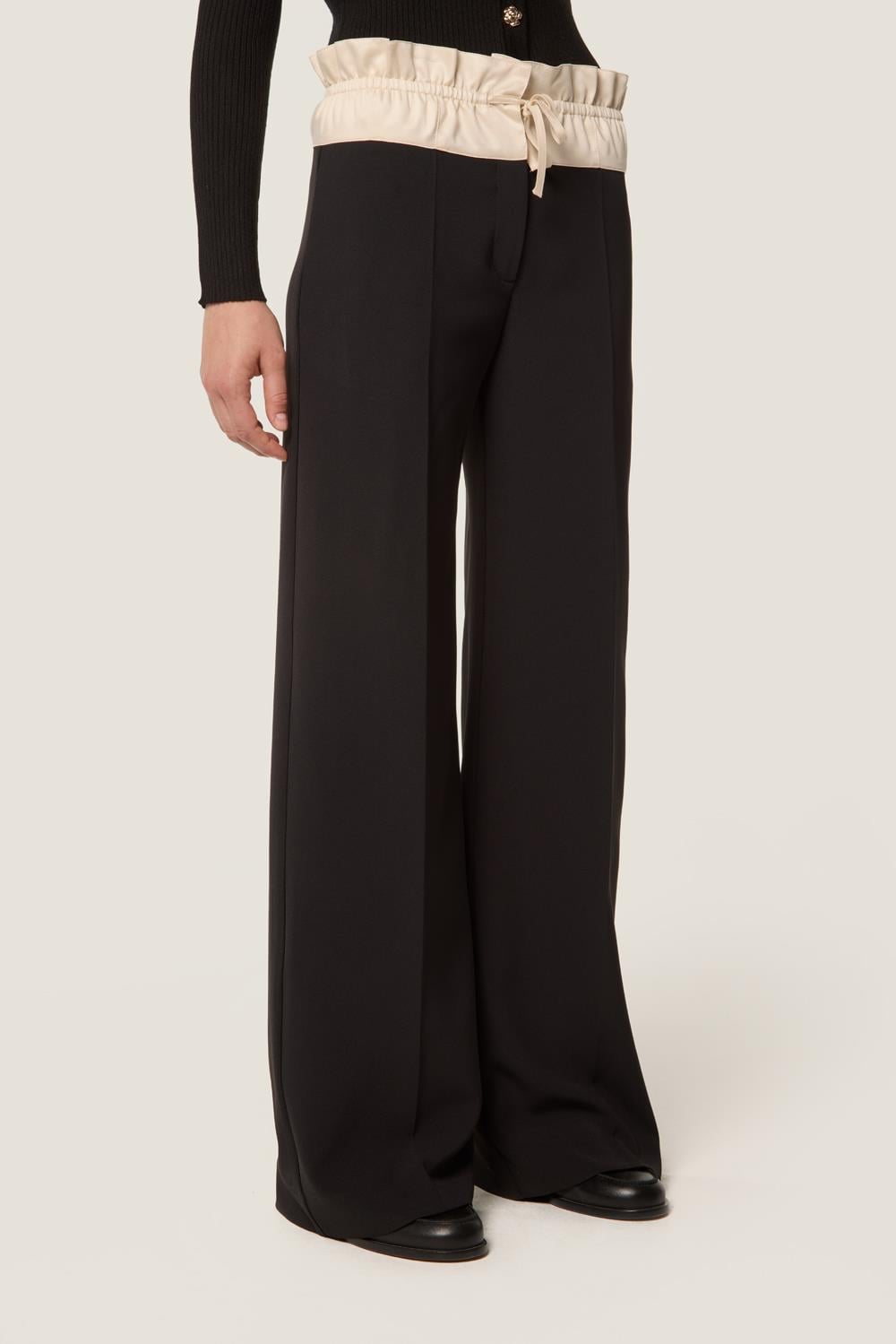 TresseFırfır Bel Detaylı Geniş Paça Pantolon