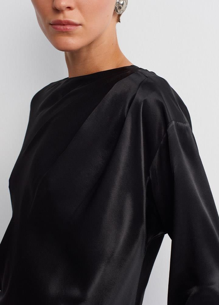 Acaria StudioYandan Drape Detaylı Uzun Elbise