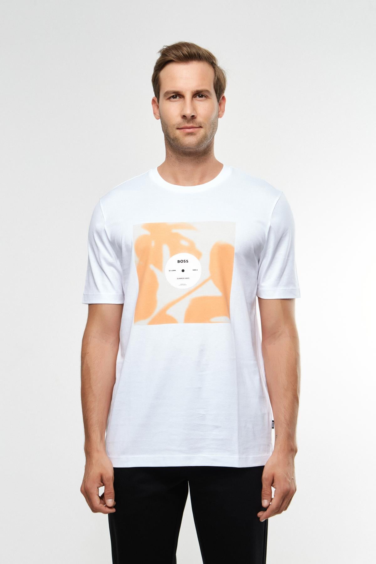 BossBeyaz Desenli Bisiklet Yaka T-shirt