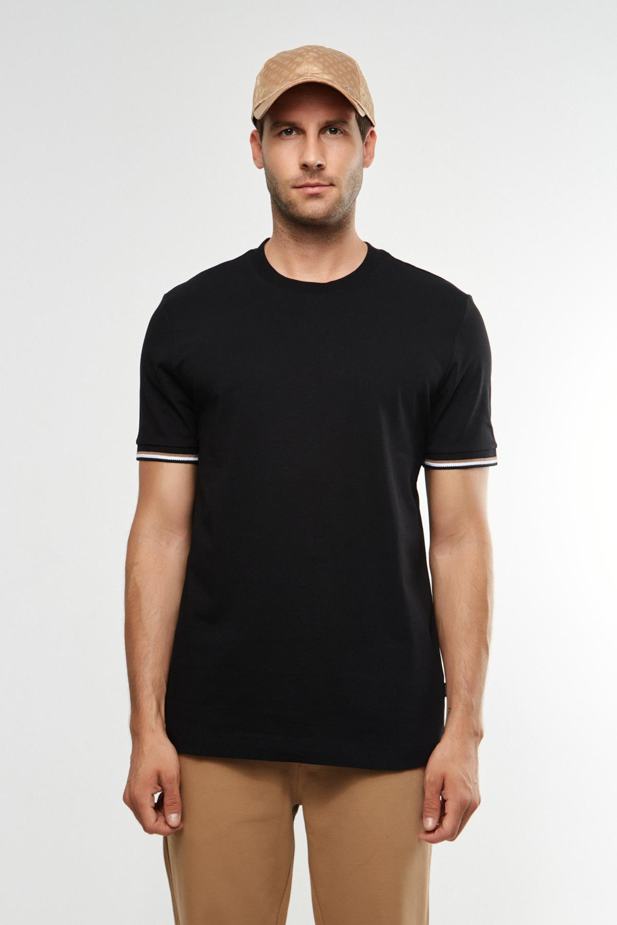 BossKol Detaylı Siyah Bisiklet Yaka T-shirt