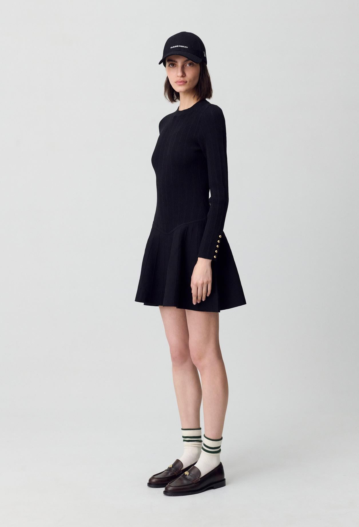 Claudie PierlotSiyah Triko Patenci Elbise