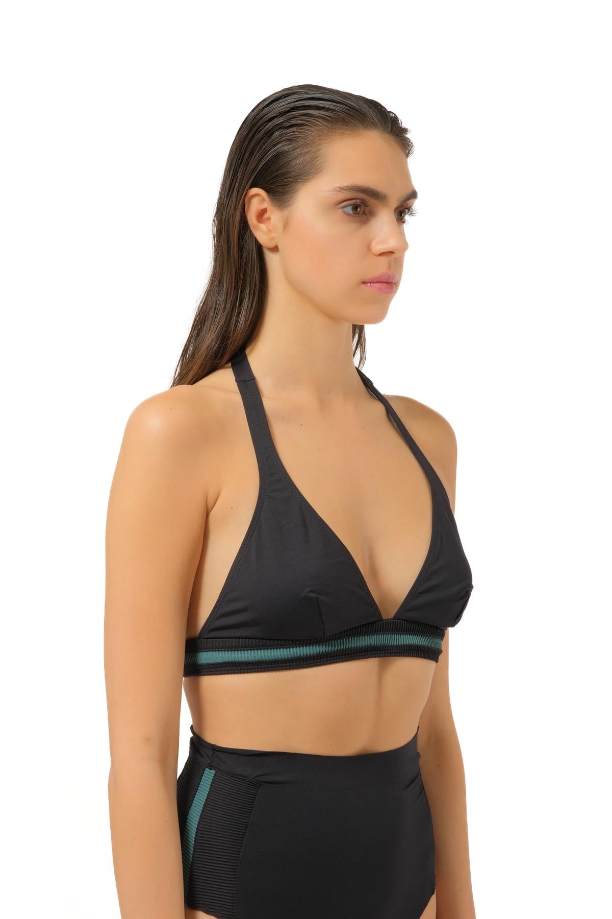 DnudSiyah Üçgen Bikini Üstü
