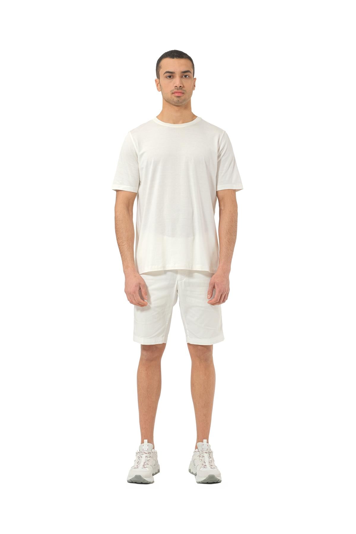 DorianiBeyaz Bisiklet Yaka T-shirt