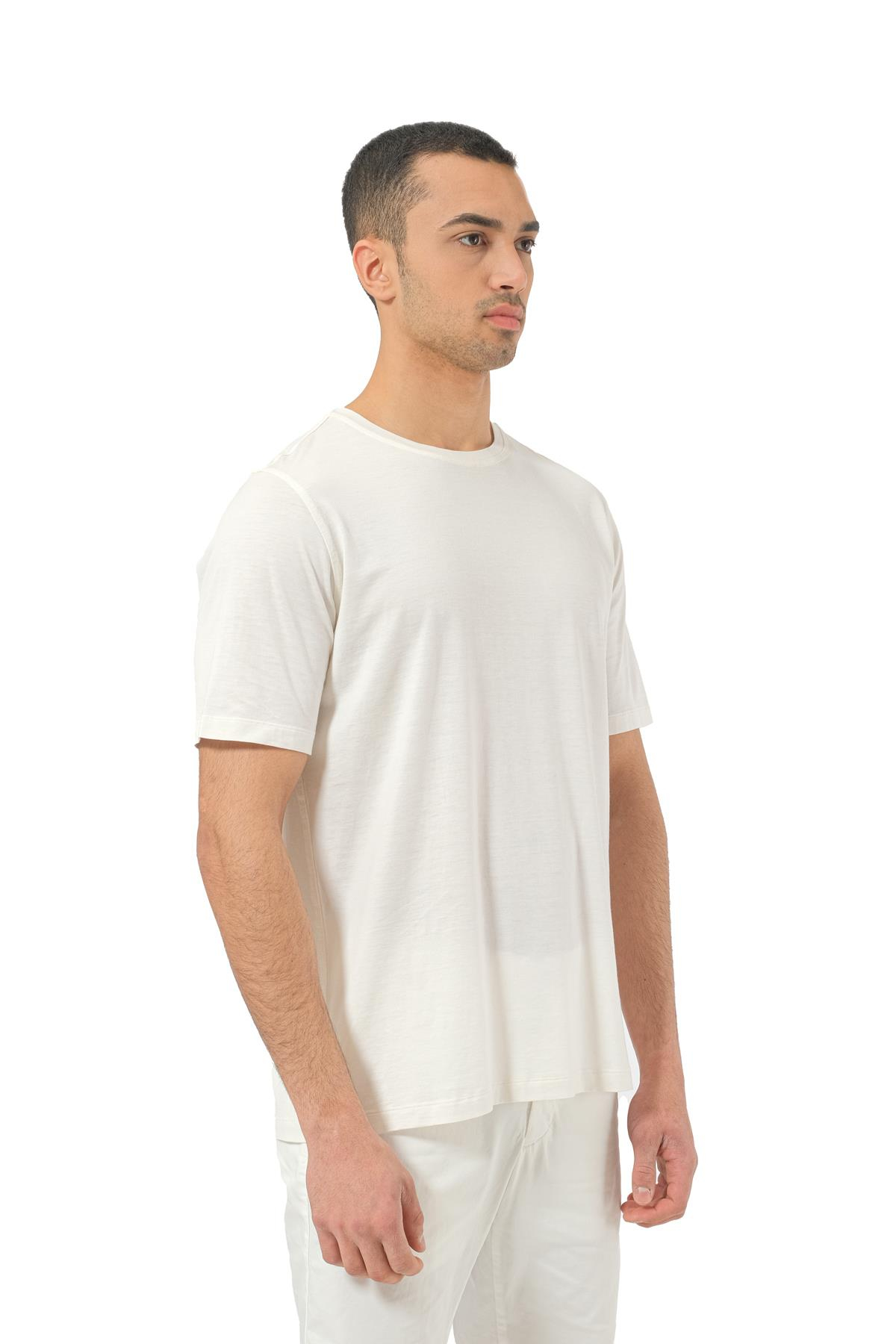 DorianiBeyaz Bisiklet Yaka T-shirt