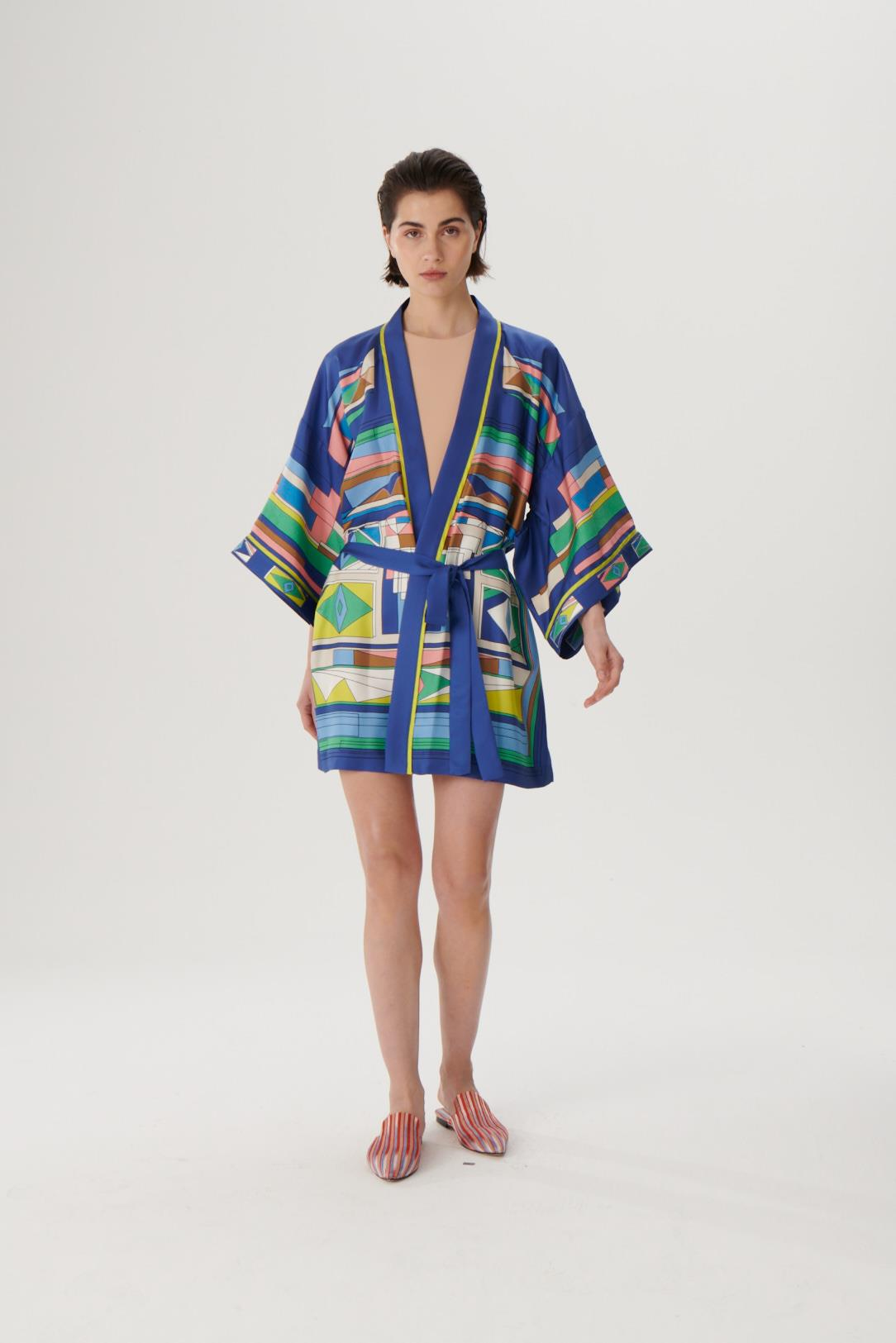KutniaGrafik Desenli İpek Kimono