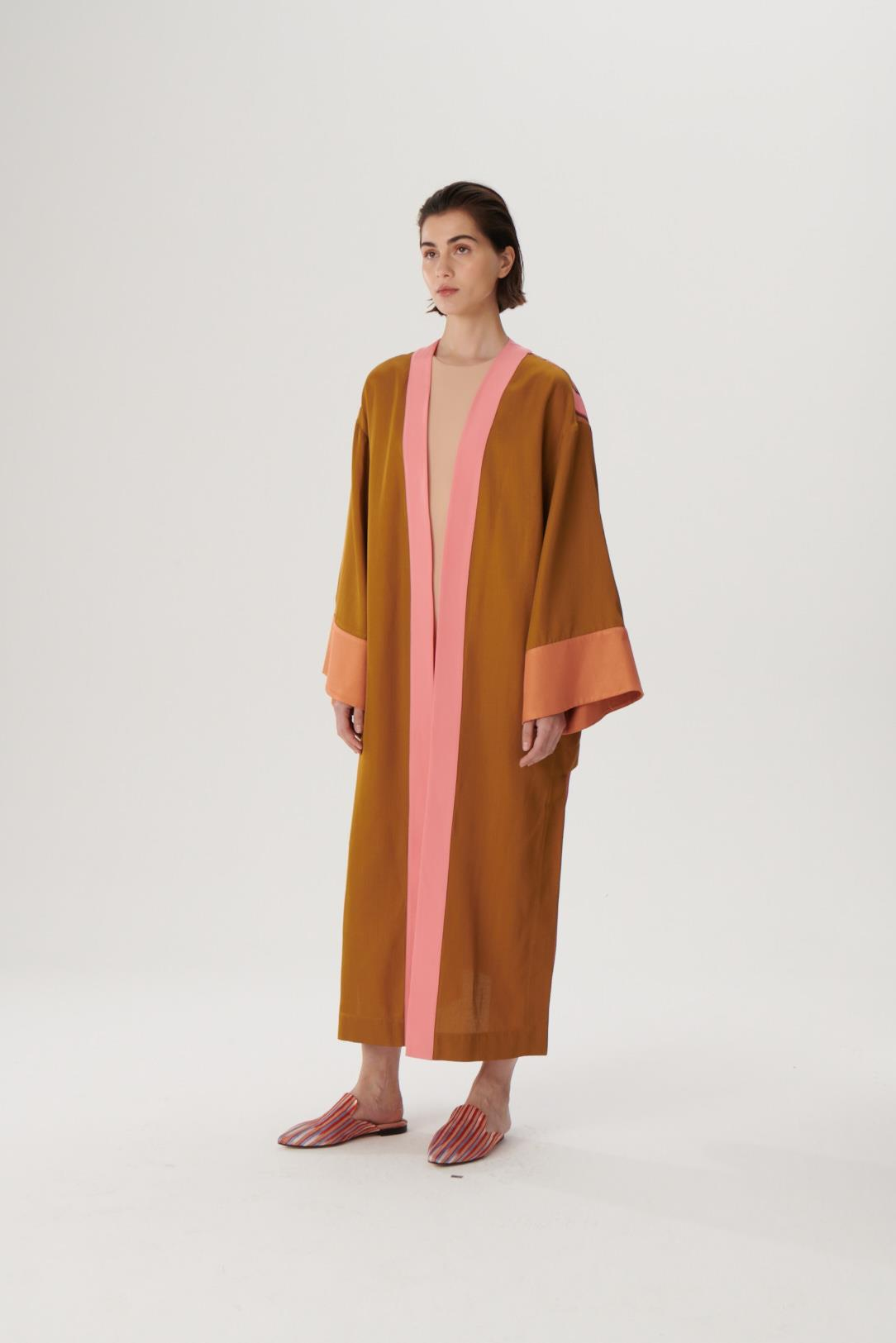 KutniaKahverengi İpek Kimono