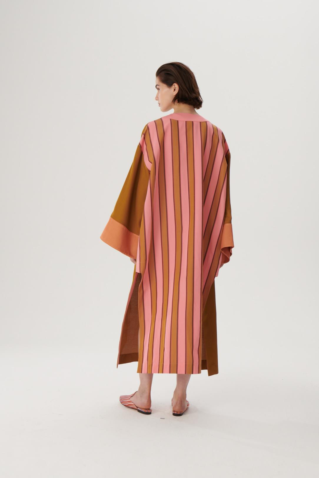 KutniaKahverengi İpek Kimono