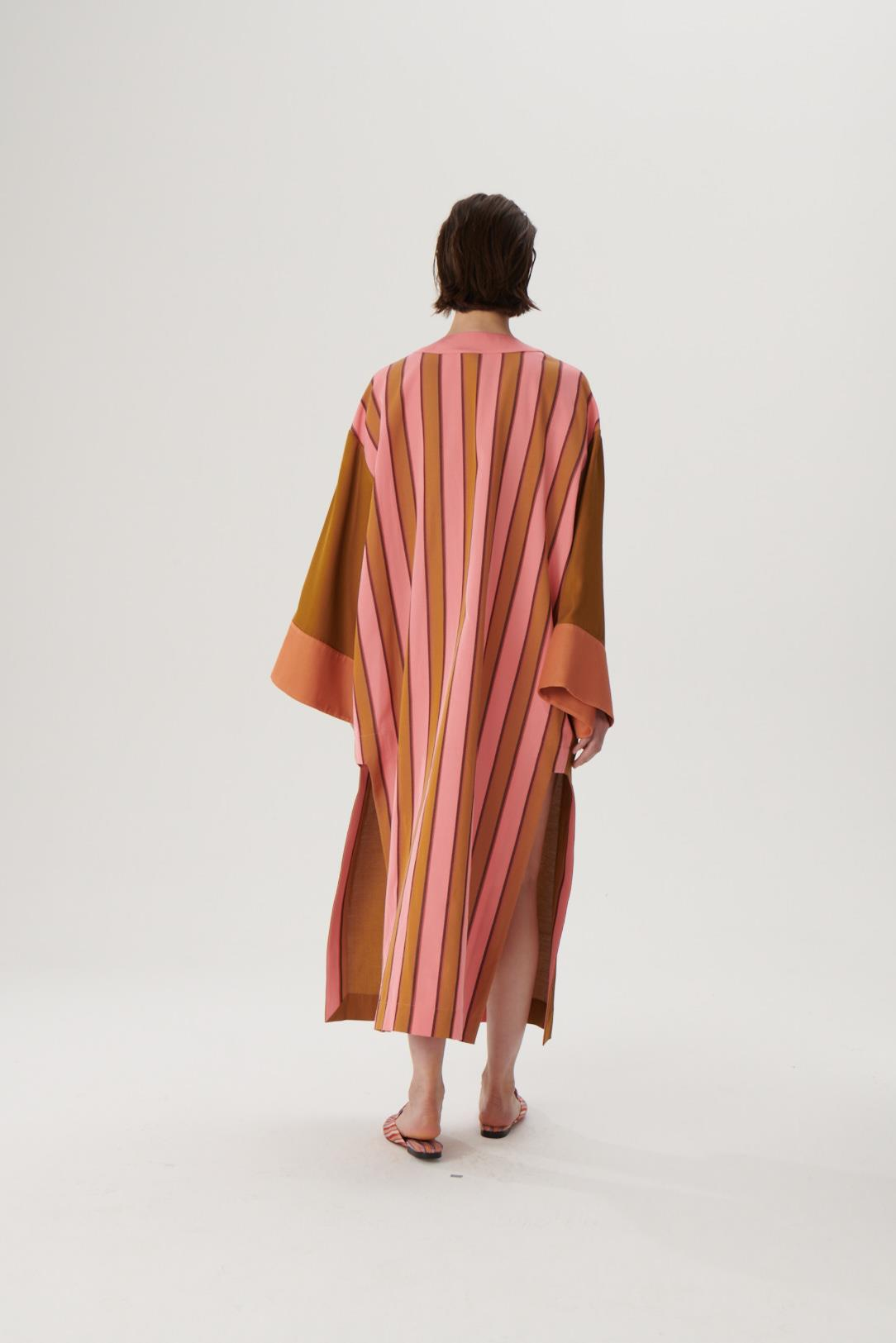 KutniaKahverengi İpek Kimono