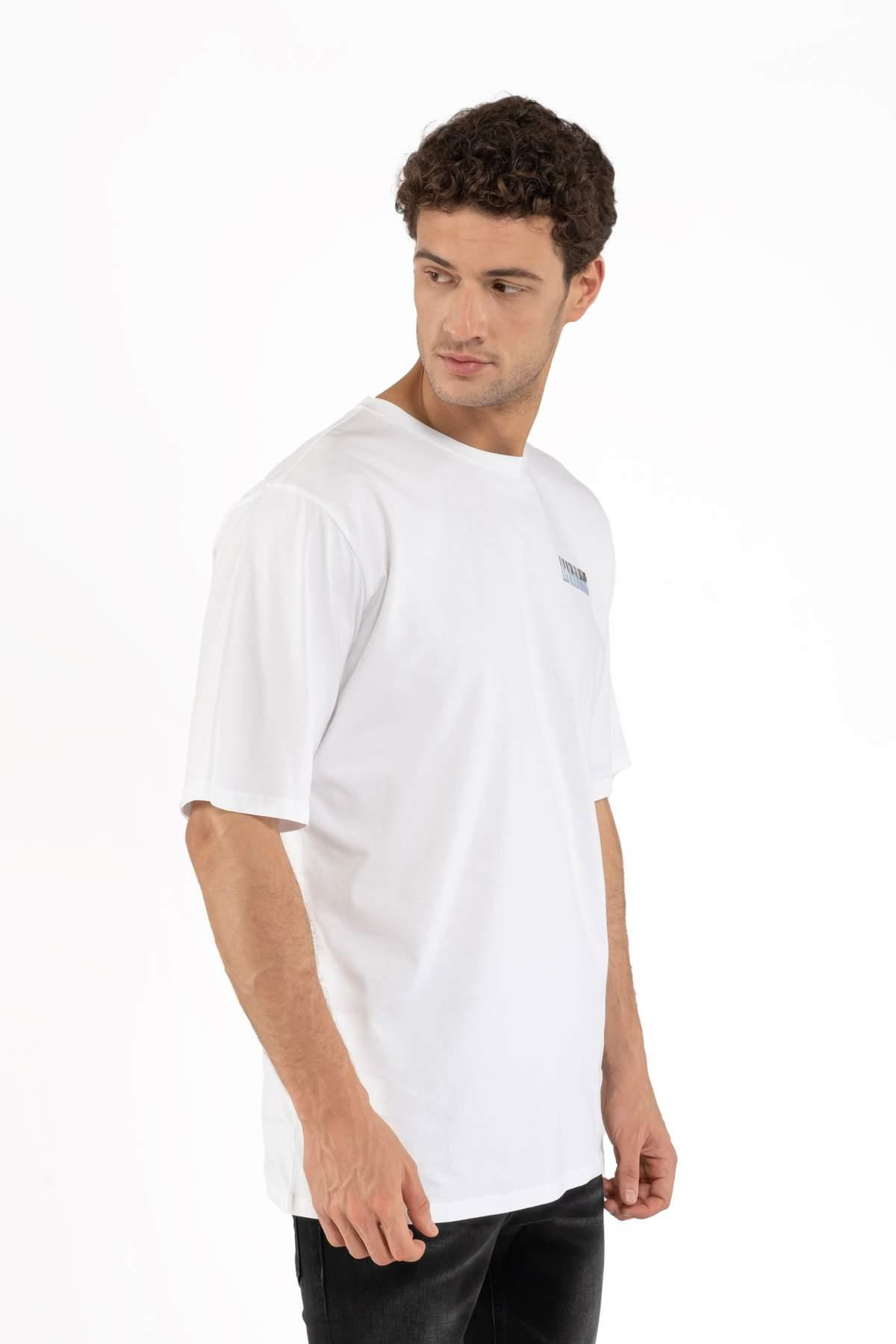 Les BenjaminsArkası Desenli Beyaz Oversize T-shirt