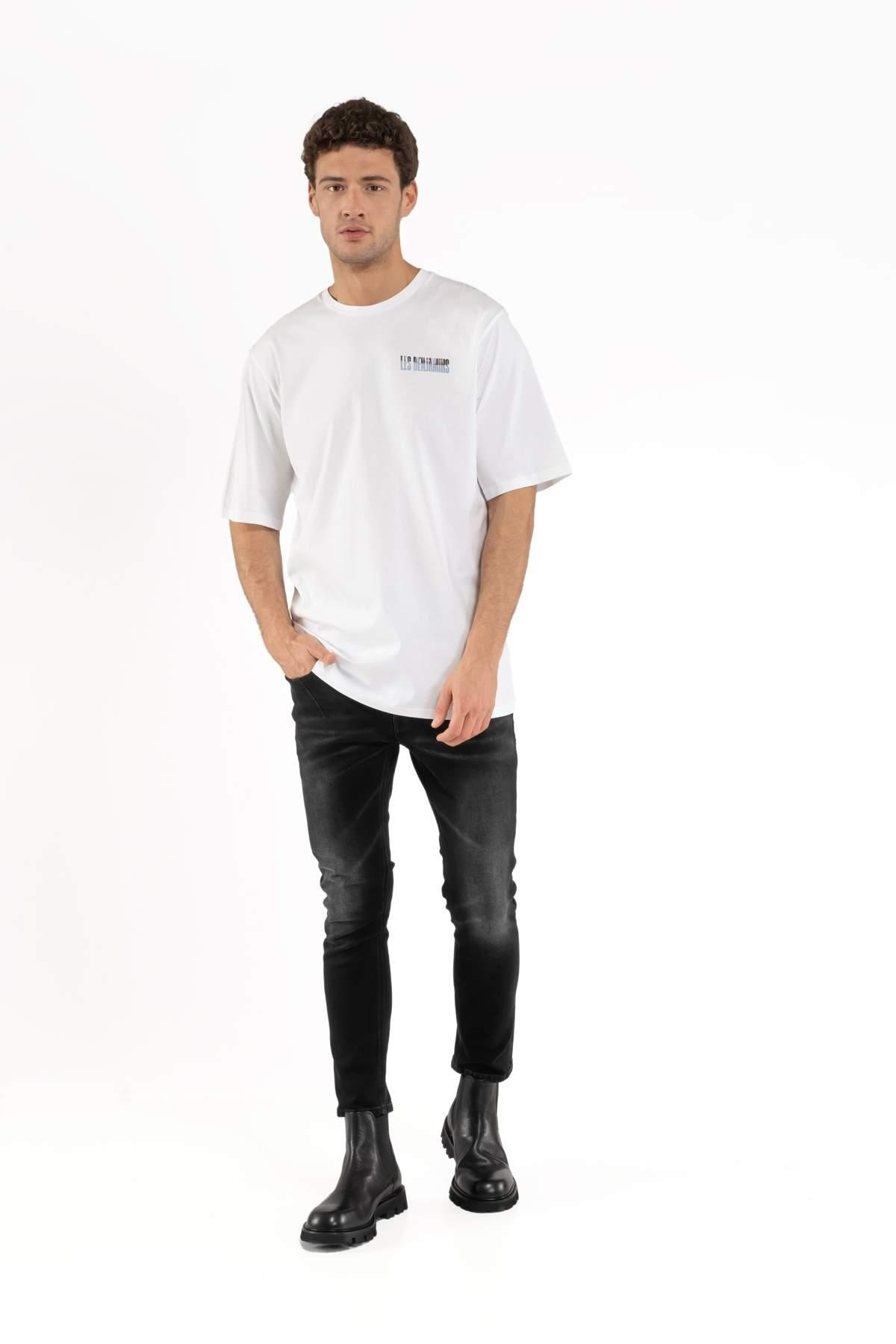 Les BenjaminsArkası Desenli Beyaz Oversize T-shirt