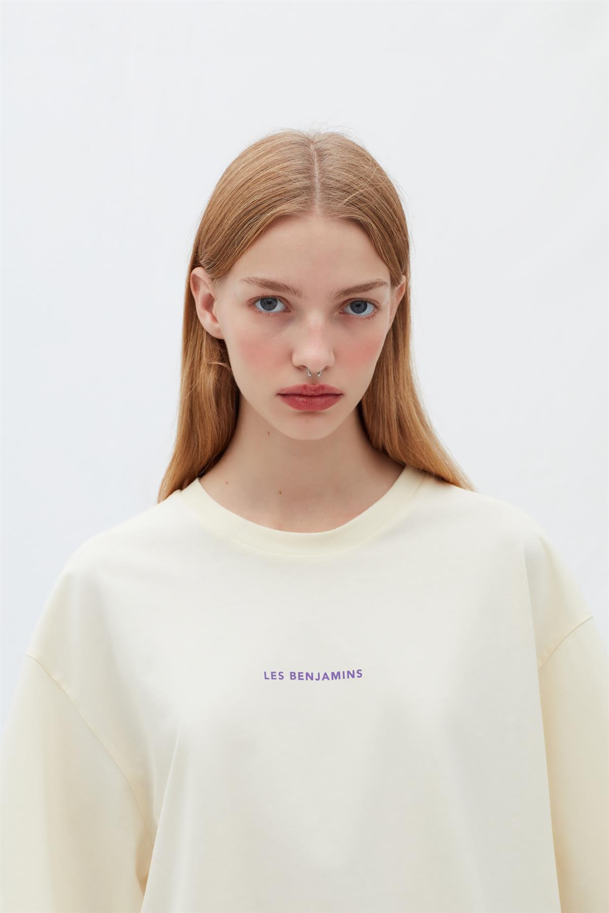 Les BenjaminsEkru Oversize Kadın T-shirt