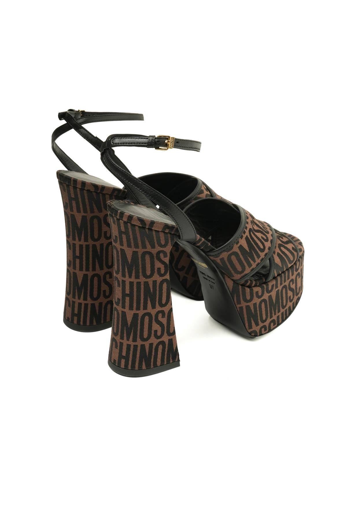 Moschino ShoesKahverengi Logo Topuklu Sandalet