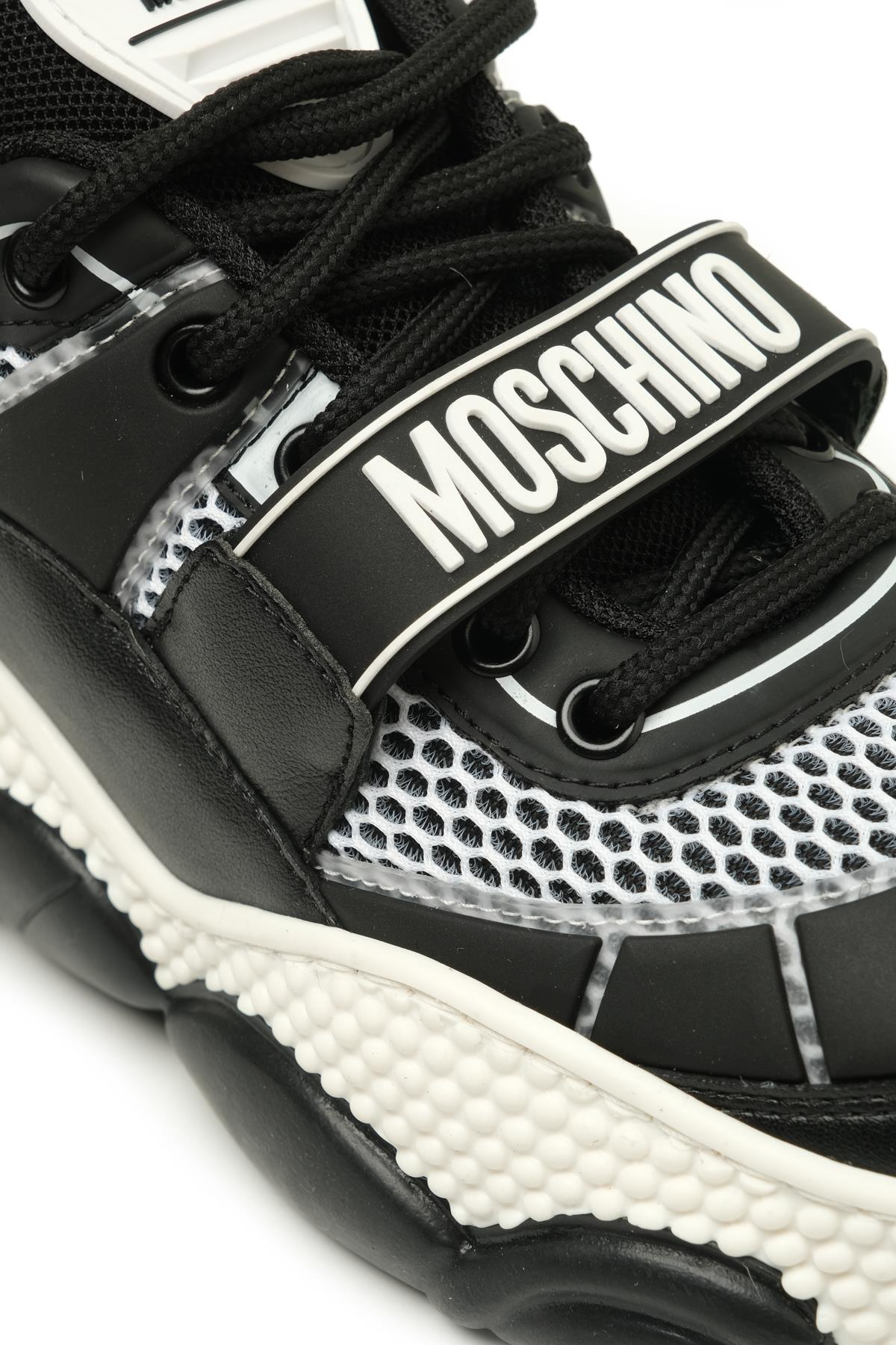 Moschino ShoesSiyah Bağcıklı Kadın Sneaker