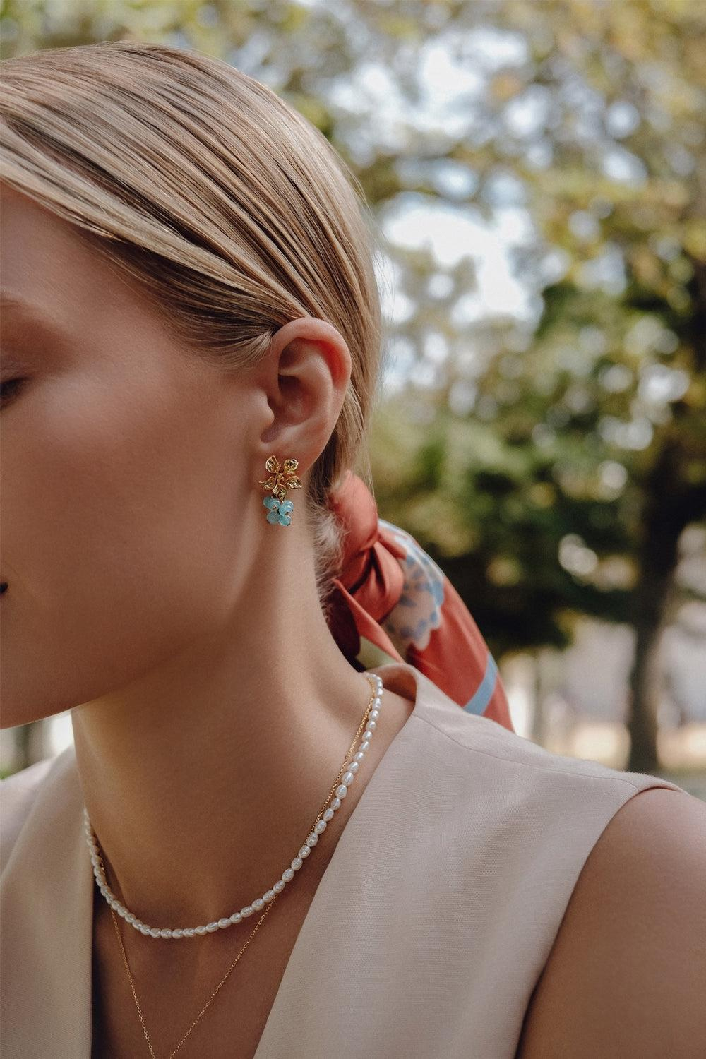 PeracasMAGNOLIA Mavi İnci Detaylı Küpe