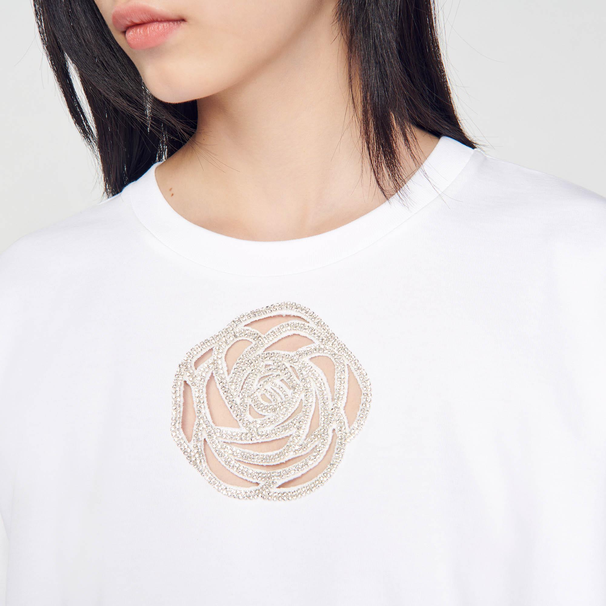 SANDROGül İşlemeli Beyaz Crop T-shirt