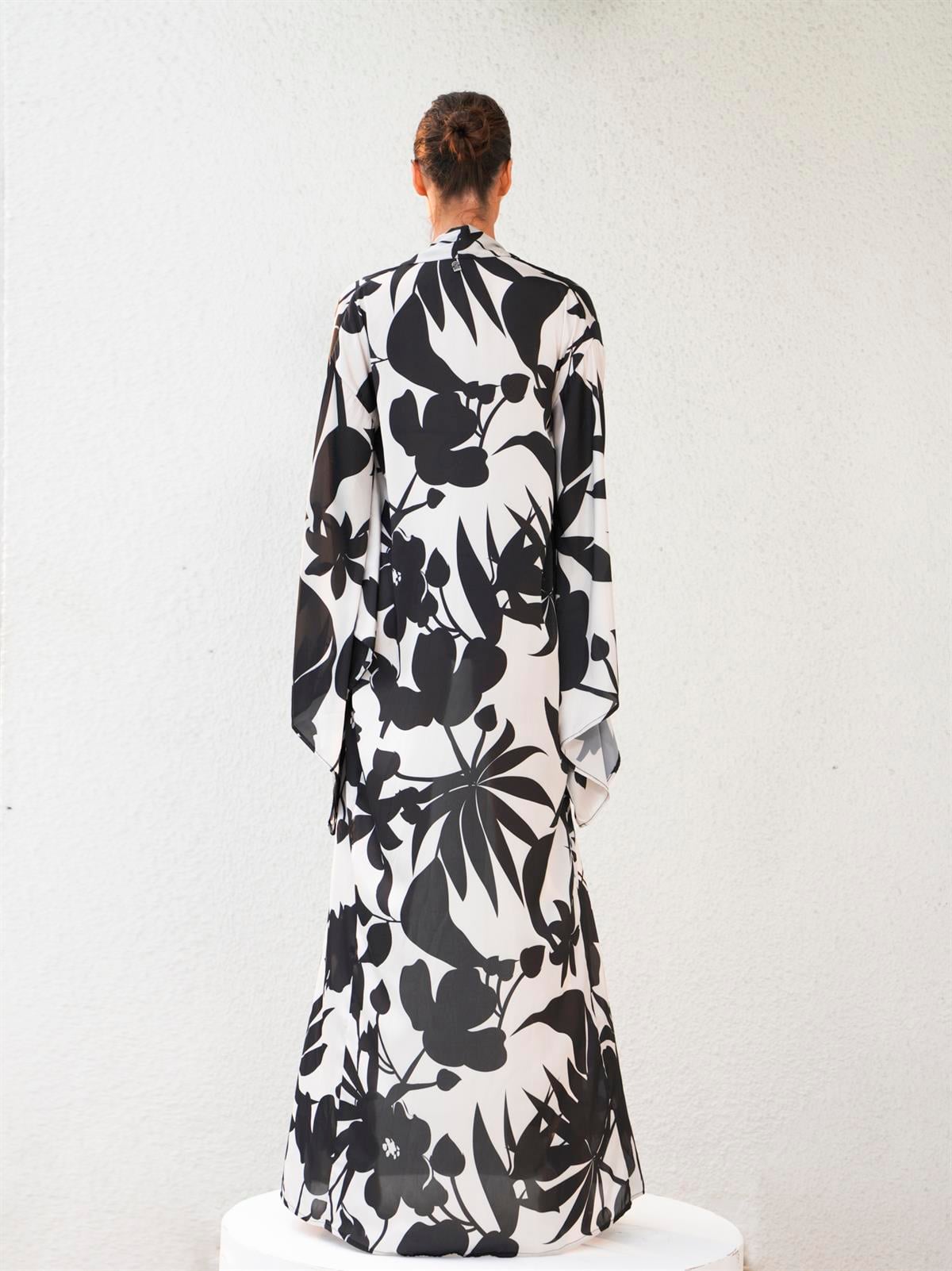 Seben KocibeySiyah Desenli Saten Kimono
