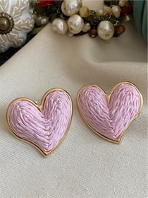 Gold Çerçeveli Pembe Hasır Kalp Küpe