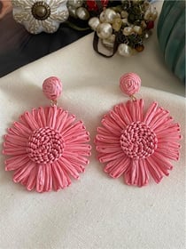 Ortası Hasır Örme Pembe Çiçek Küpe