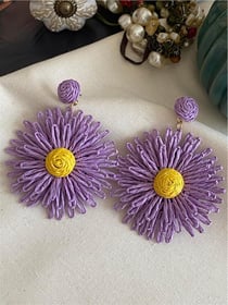 Sarı Detaylı Mor Hasır Çiçek Küpe