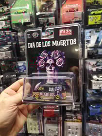 M2 Machines Mijo 1971 Chevrolet Van G10 Dia De Los Muertos Chase