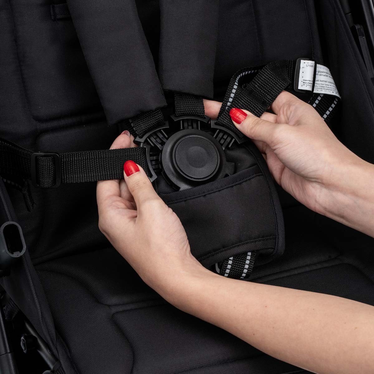 Hugo Bebek Arabası Siyah