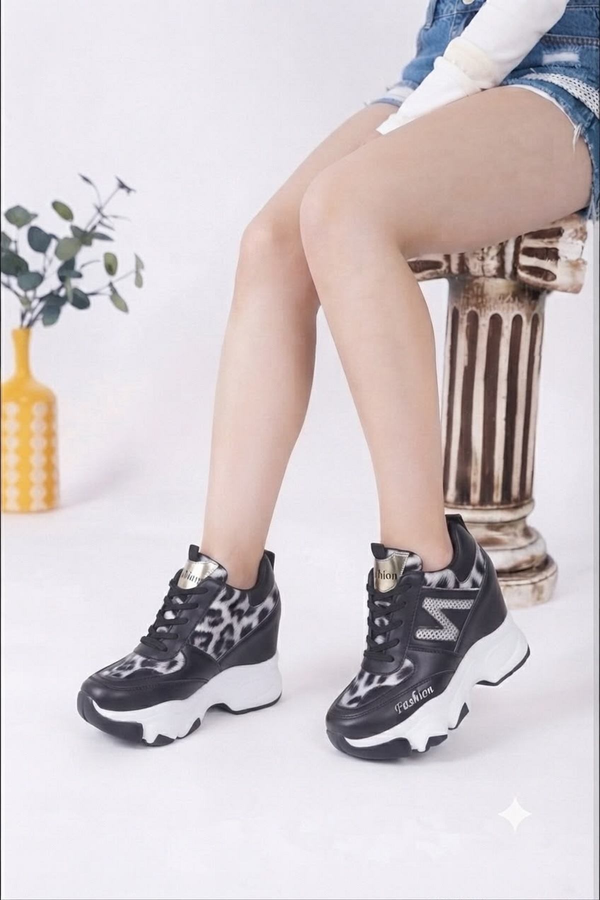 Siyah Leopar Desenli Fashion Yazılı 10 CM Gizli Topuklu Kadın Spor Ayakkabı