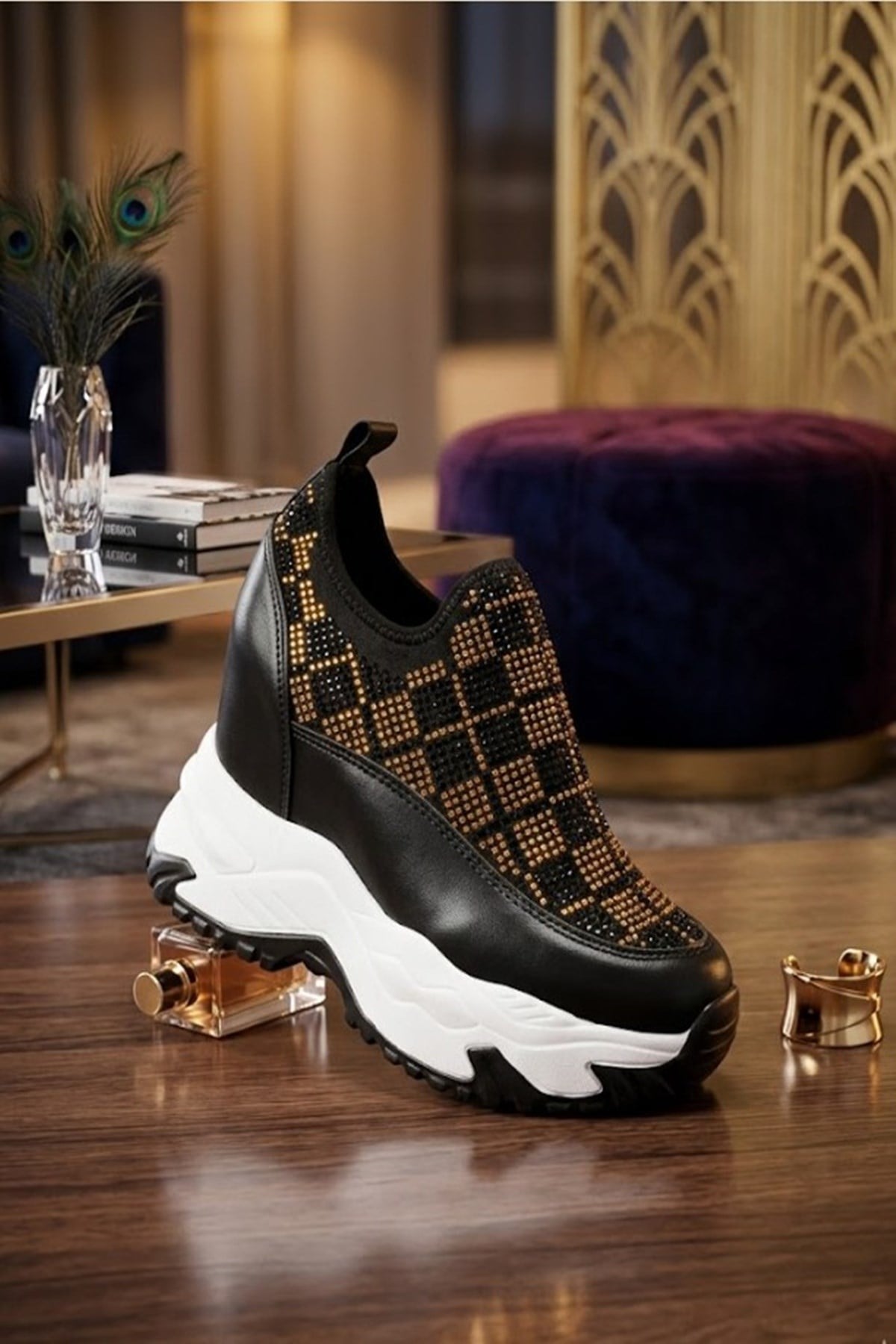 Siyah Damalı Taş Detaylı Dolgu Topuklu Kadın Sneaker Spor Ayakkabı