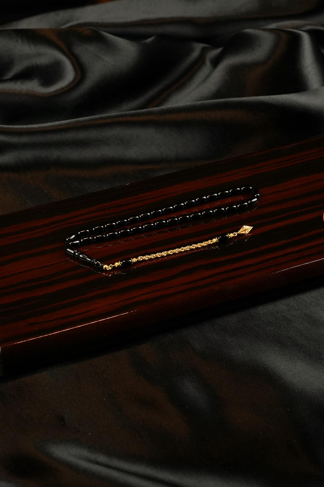 14 Ayar Altın Tasarım Bilek Boy Siyah Sıkma Tesbih