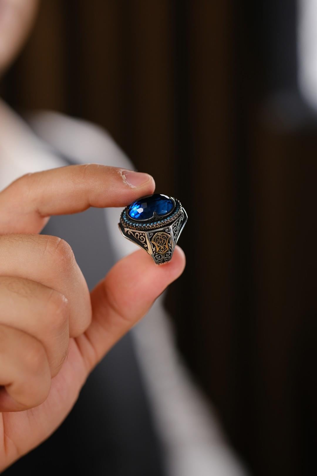 Çelebi Serisi El İşçiliği Mavi Taşlı 925 Ayar Gümüş Yüzük