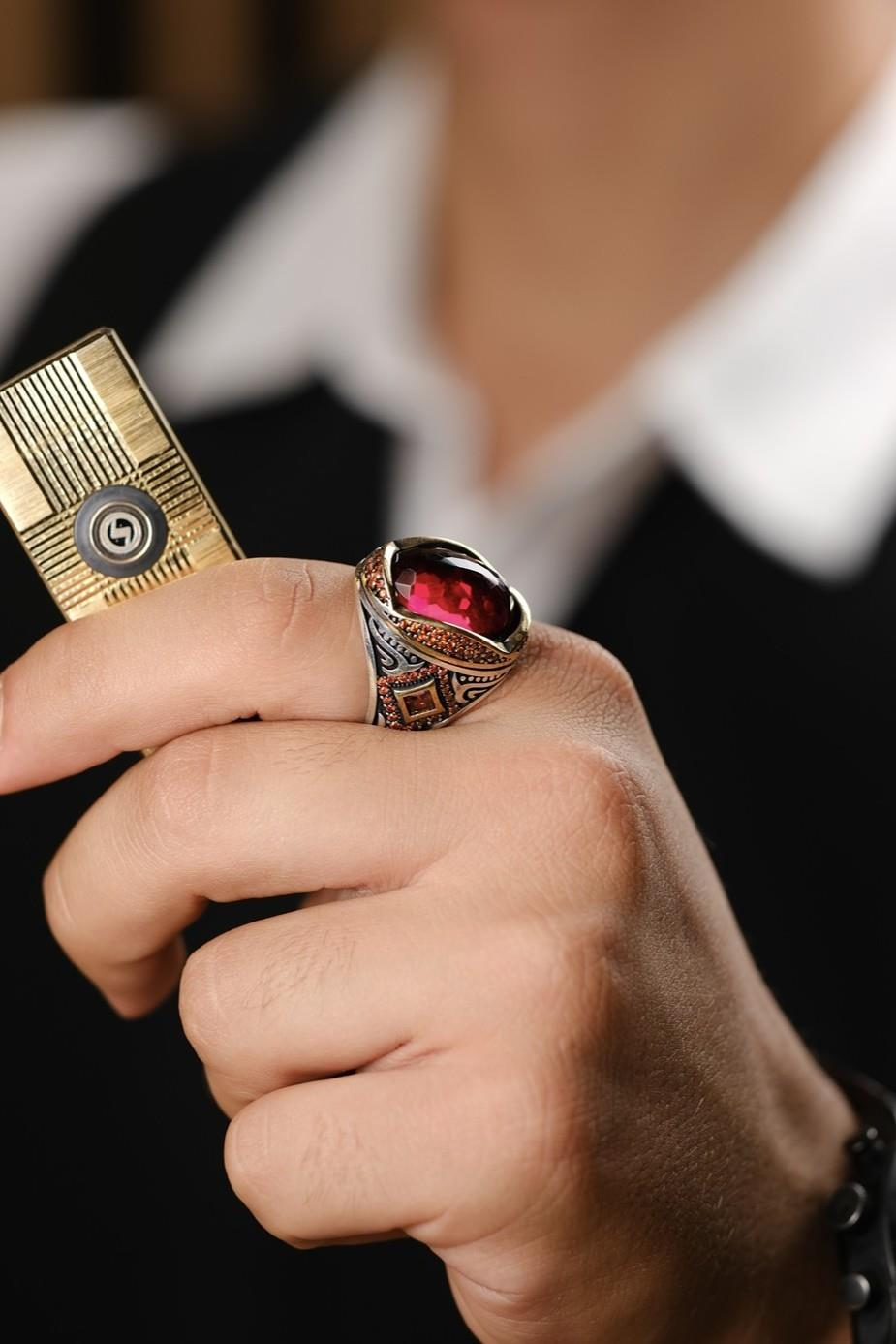Cihandar Serisi El İşçiliği Kırmızı Taşlı 925 Ayar Gümüş Yüzük
