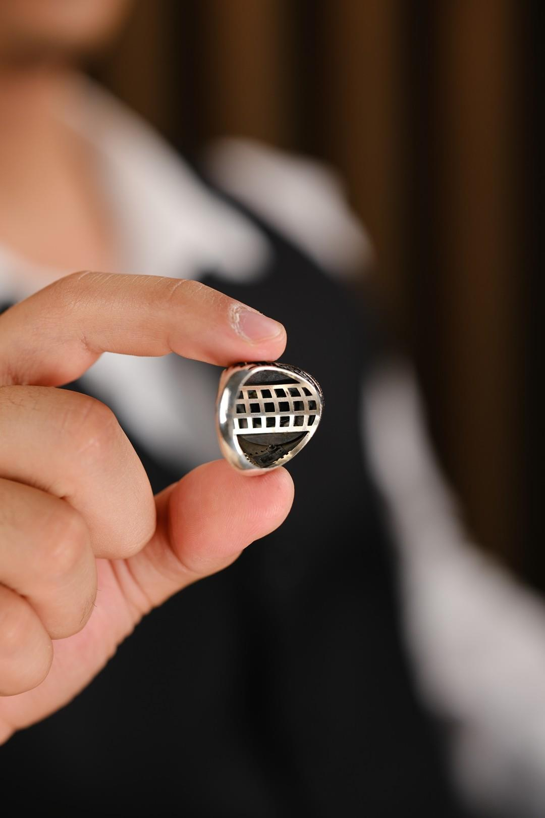 Cihandar Serisi El İşçiliği Siyah Taşlı 925 Ayar Gümüş Yüzük