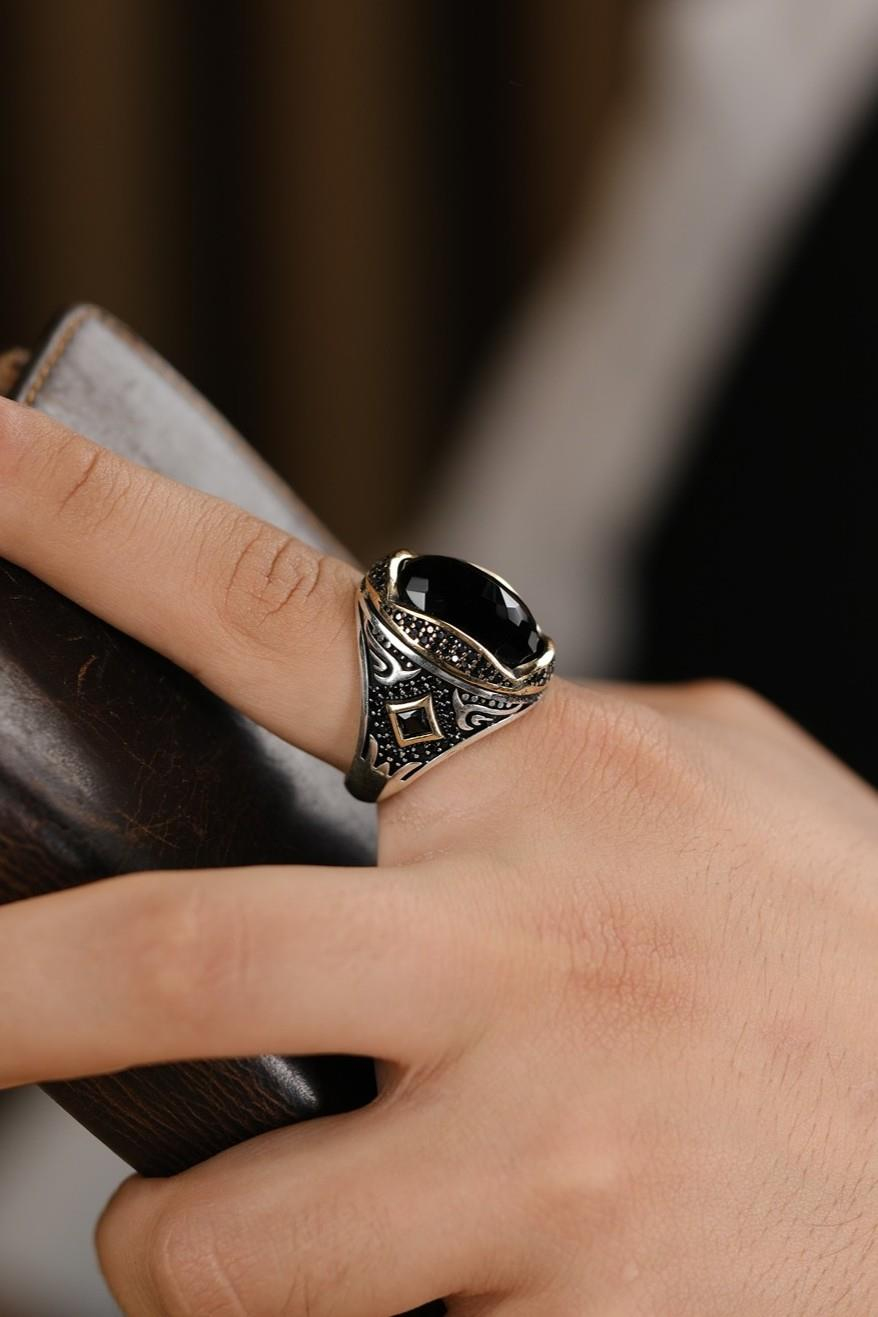 Cihandar Serisi El İşçiliği Siyah Taşlı 925 Ayar Gümüş Yüzük