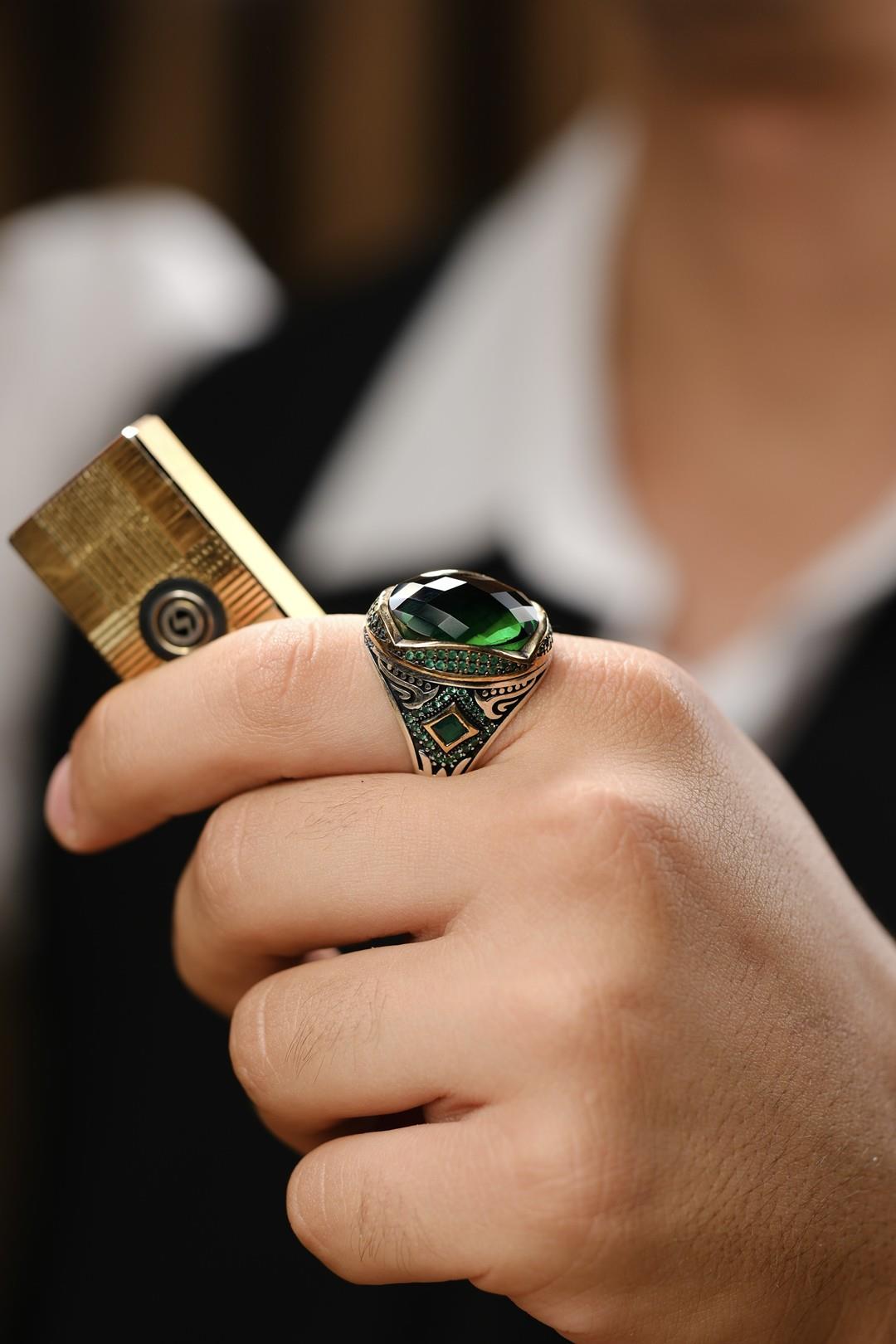 Cihandar Serisi El İşçiliği Yeşil Taşlı 925 Ayar Gümüş Yüzük