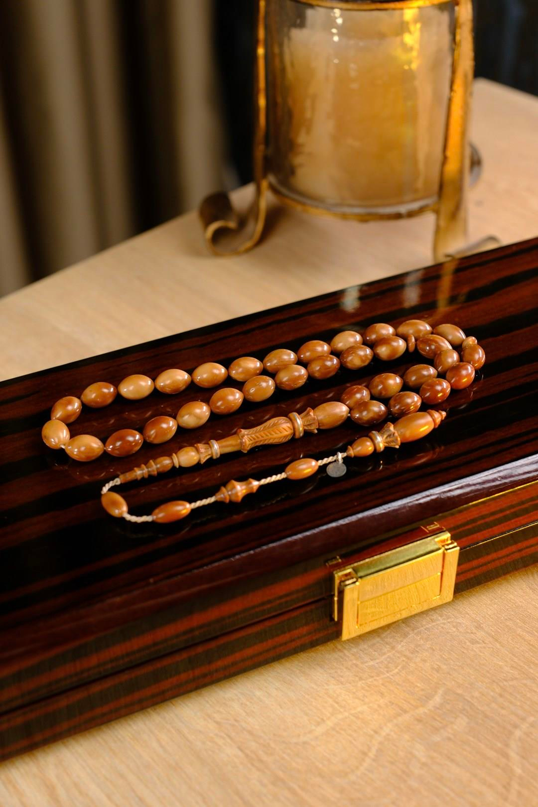 El Cilası El Oyması Üst Düzey Çekim Şükrü Baba Premium Serisi Beyzi Model Kuka Tesbih