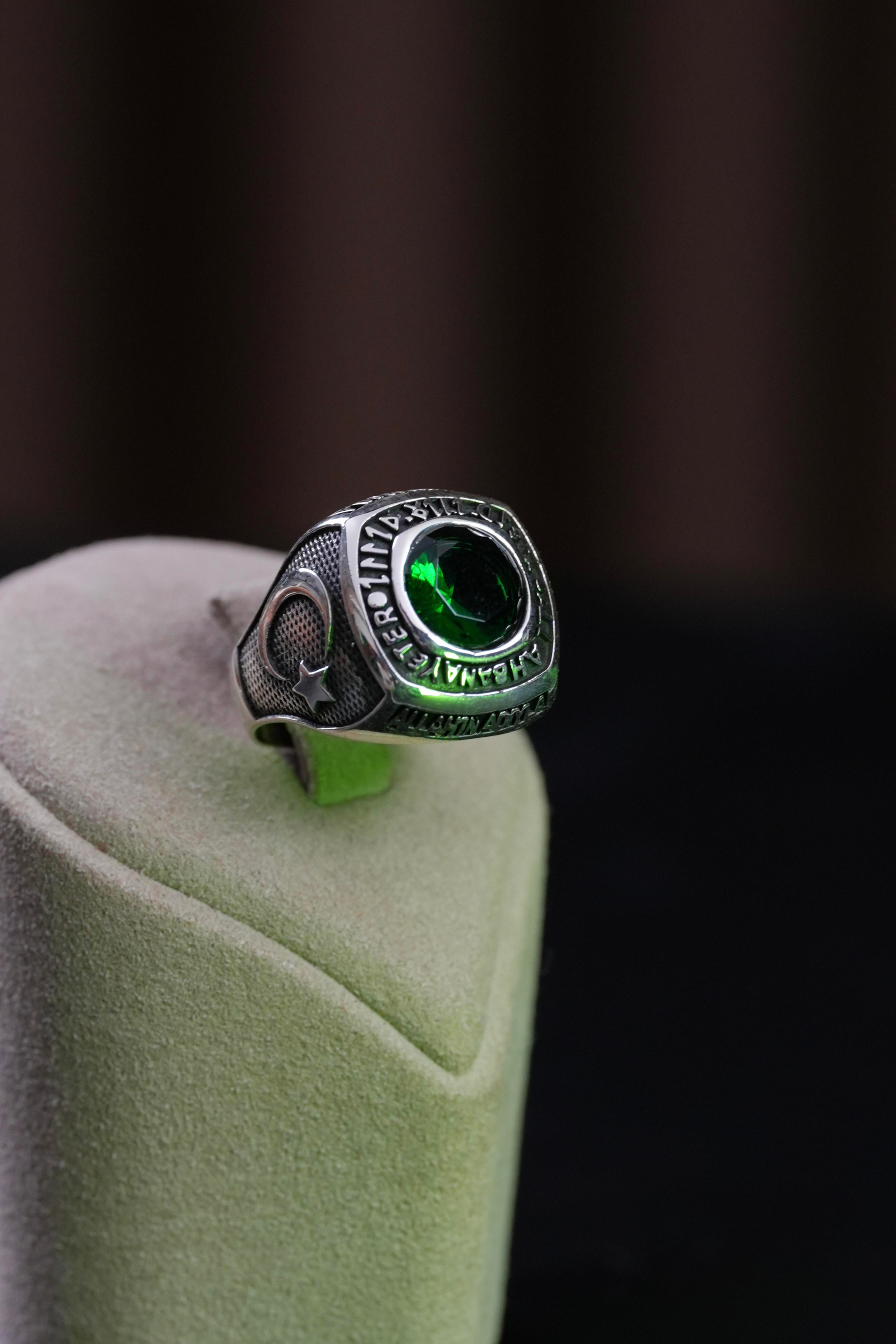 El İşçiliği Allah Bana Yeter Yazılı Ayyıldız ve Üç Hilal Motifli Gümüş Yüzük