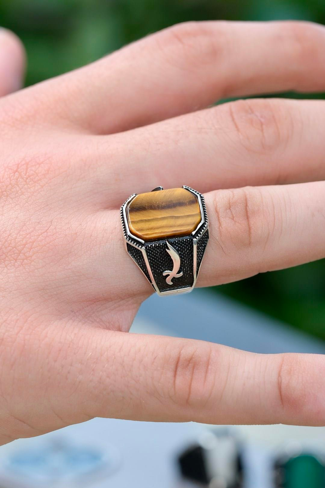 El işçiliği Kaplan Gözü Taşlı Zülfikar Kılıcı Tasarım Gümüş Yüzük