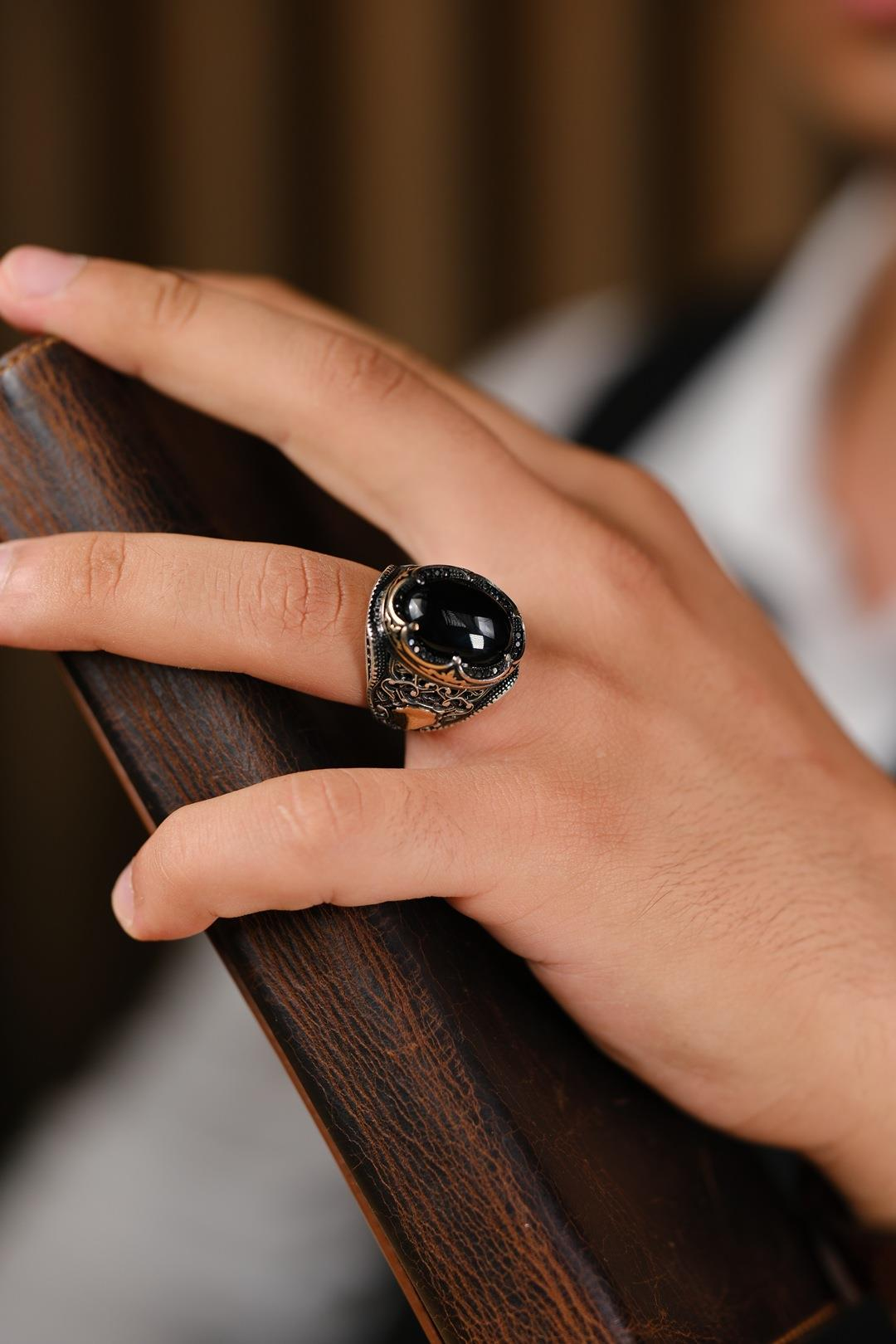 El İşçiliği Yadigar Siyah Taşlı 925 Ayar Gümüş Yüzük