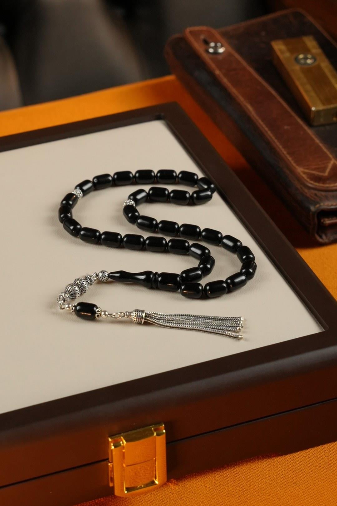 Grand Serisi Gümüş Tasarım Siyah Sıkma Kehribar Tesbih