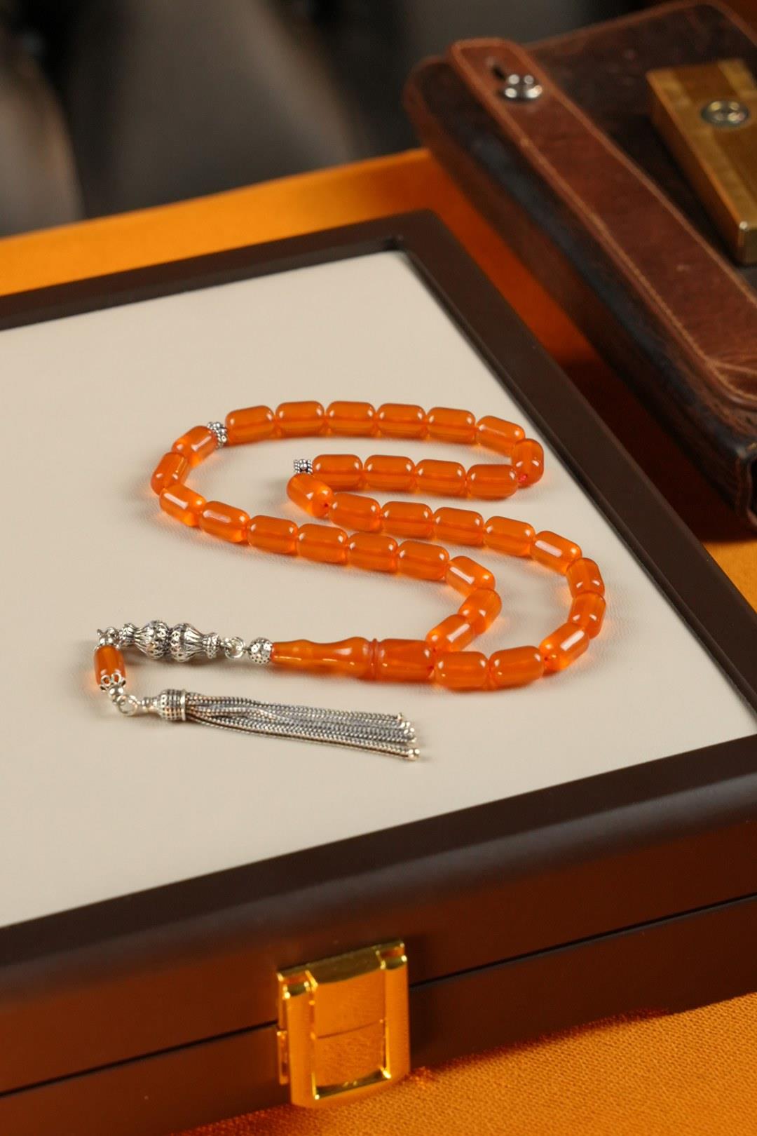 Grand Serisi Gümüş Tasarım Turuncu Sıkma Kehribar Tesbih