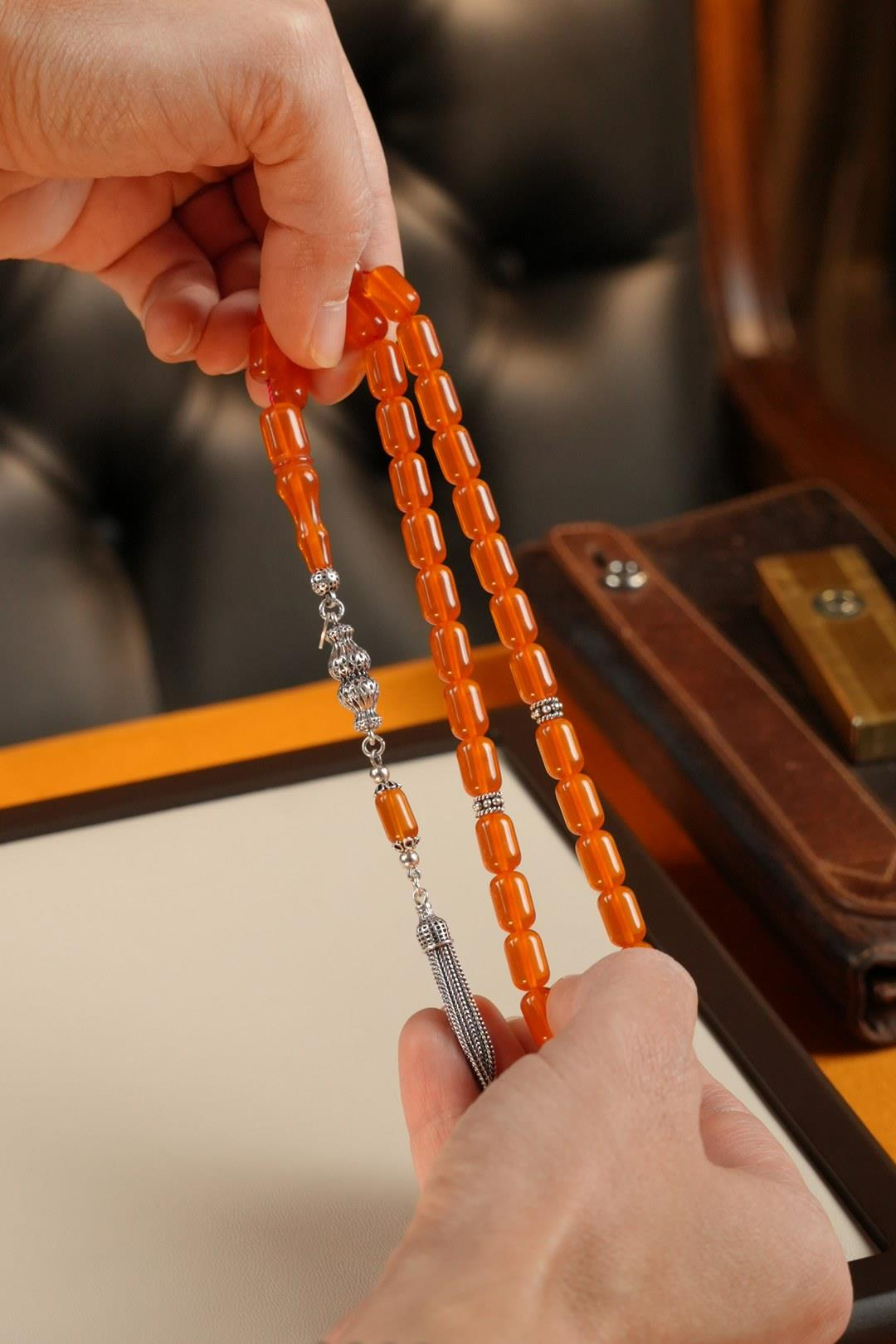 Grand Serisi Gümüş Tasarım Turuncu Sıkma Kehribar Tesbih