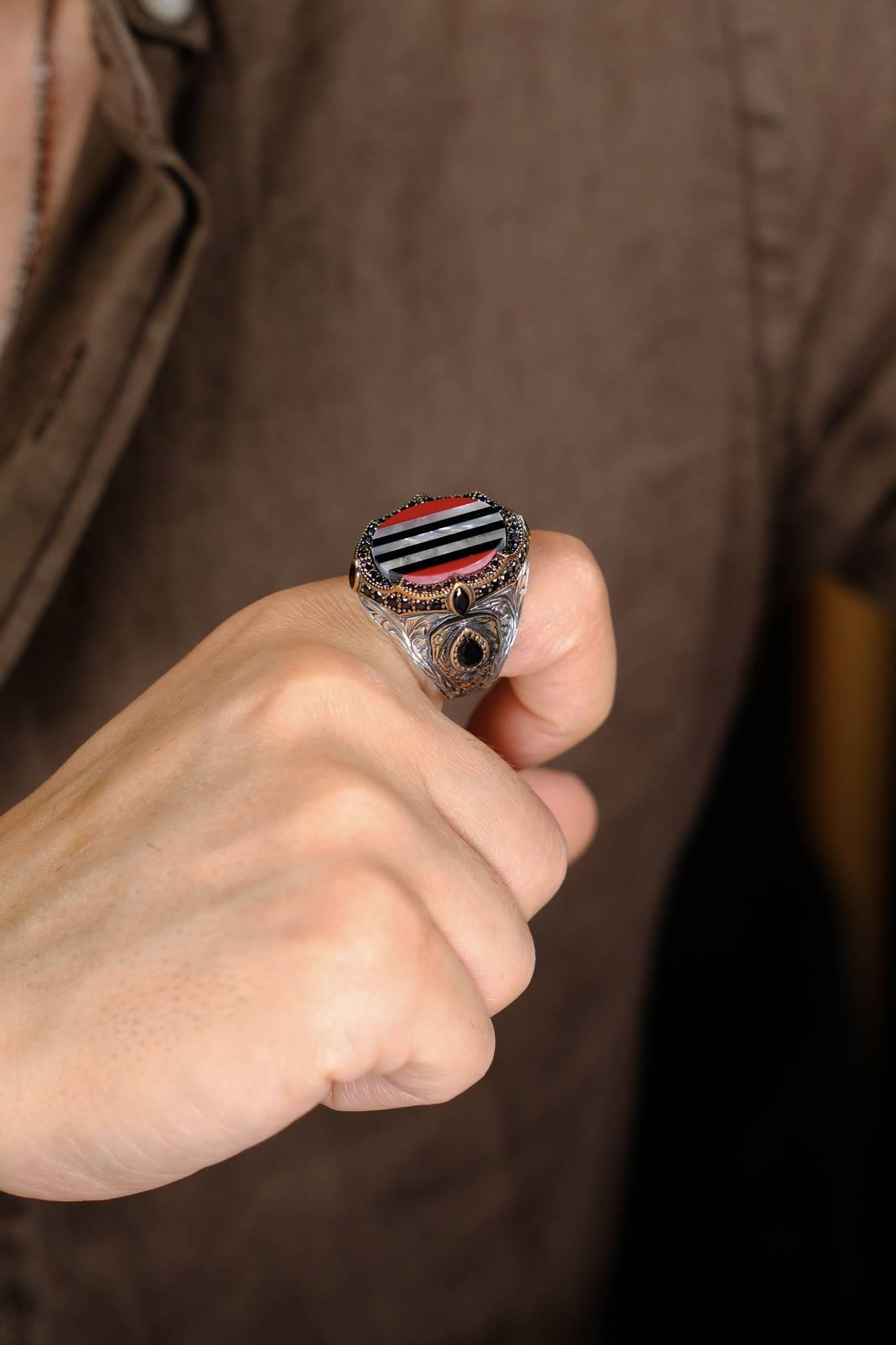 Şah Serisi El İşçiliği 925 Ayar Gümüş Yüzük