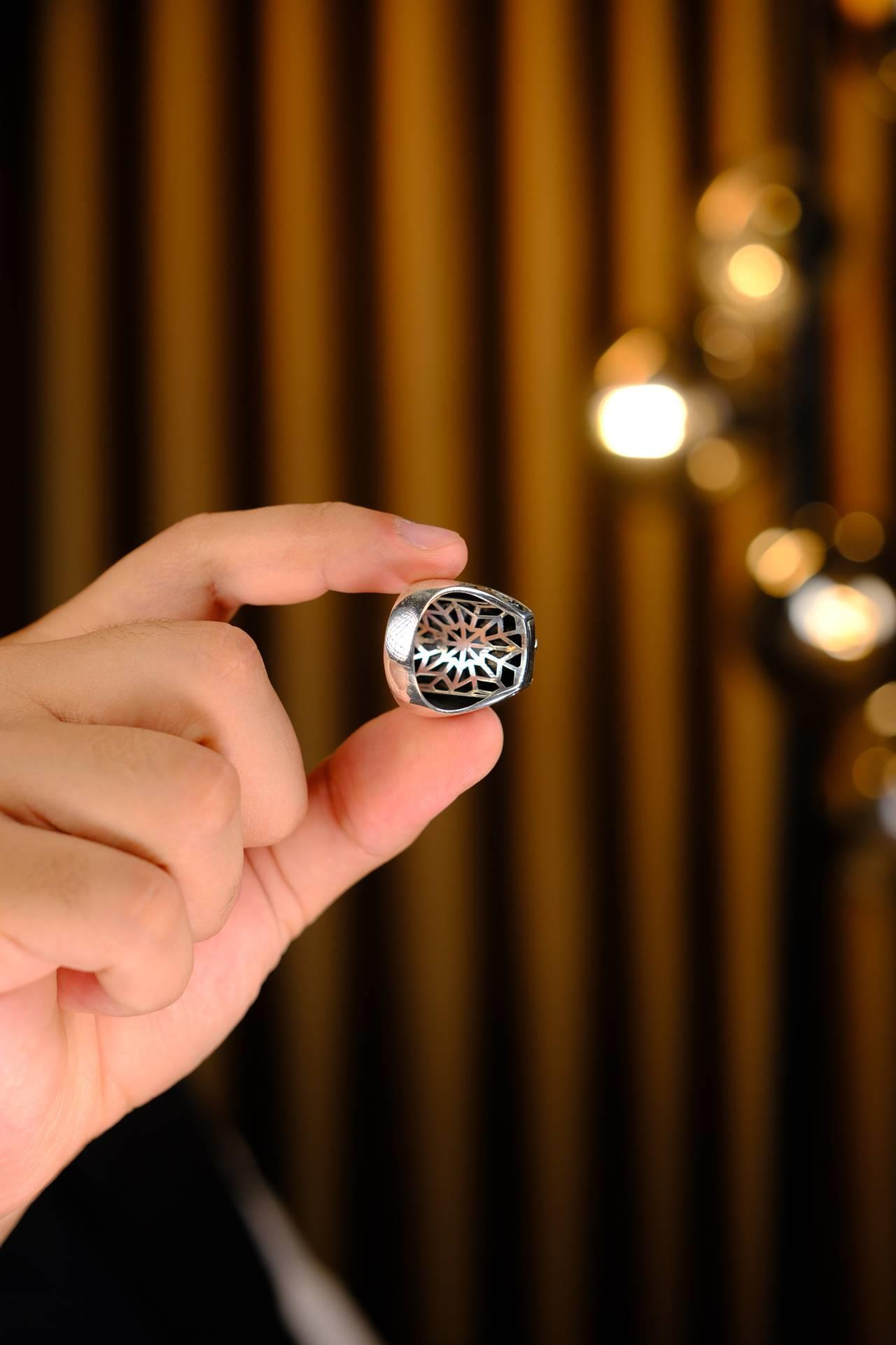 Hilton Serisi El İşçiliği 925 Ayar Gümüş Yüzük