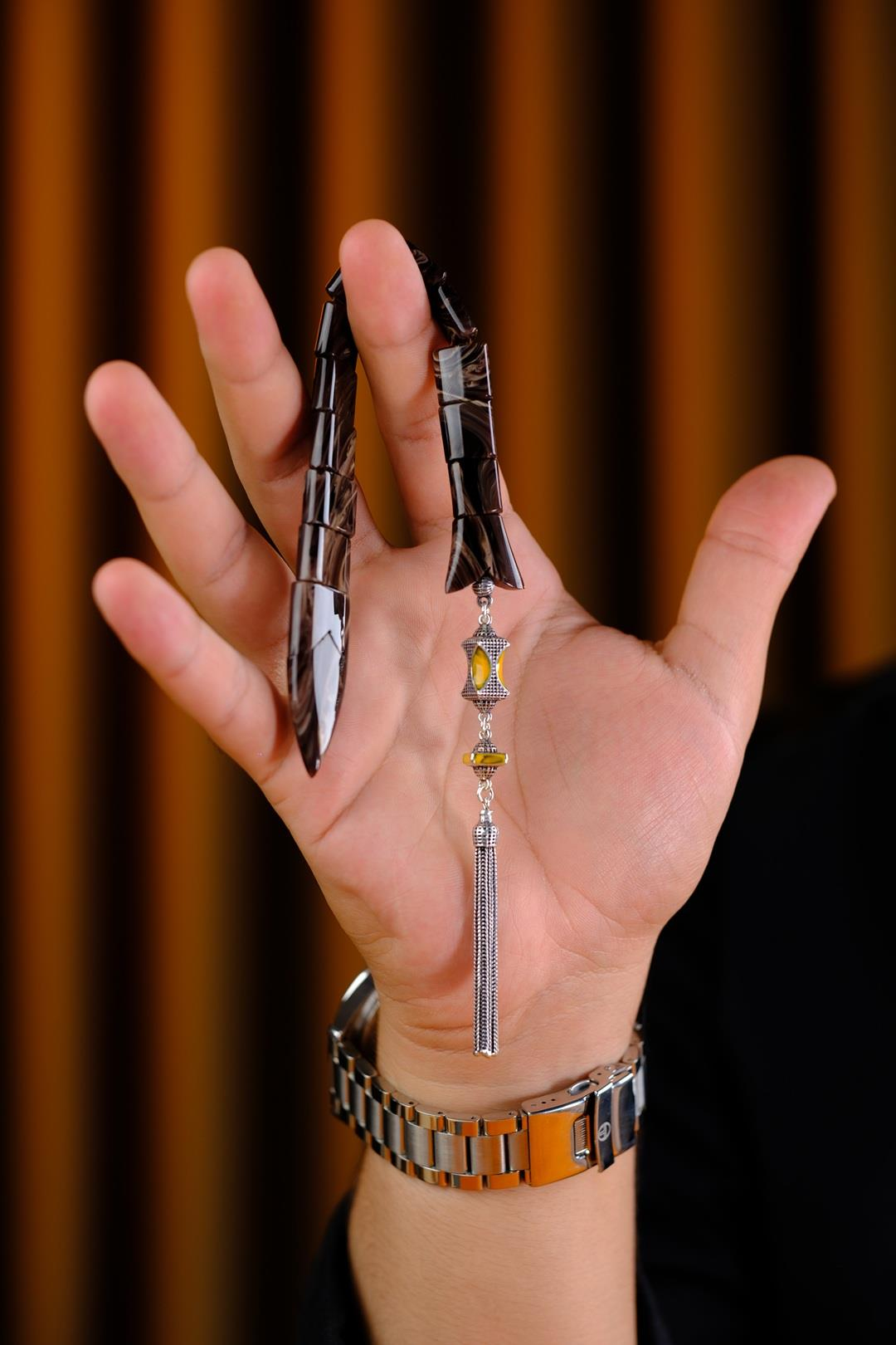 Suratda: Mushukda sik bor