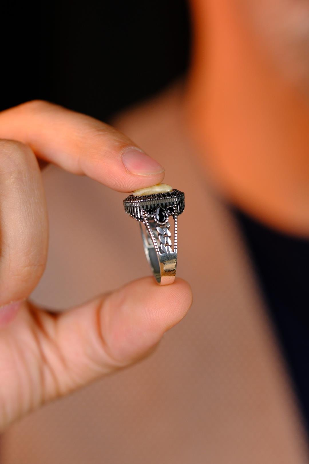 Özel Yapım Damla Kehribar Tasarımlı Gümüş Yüzük 