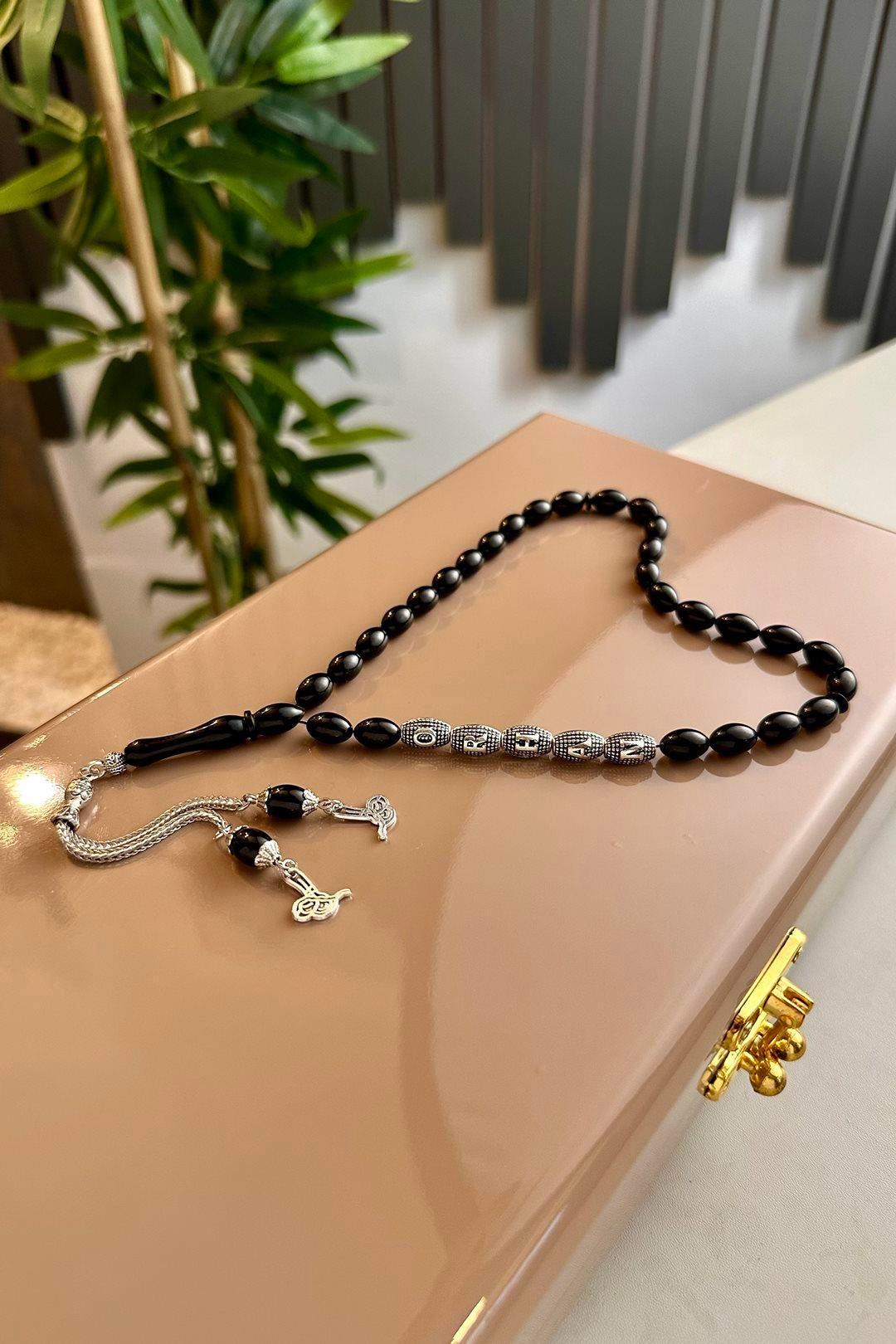 Sevdiklerinize Özel Metal İsimli Tasarım Siyah Alman Sıkma Tesbih 