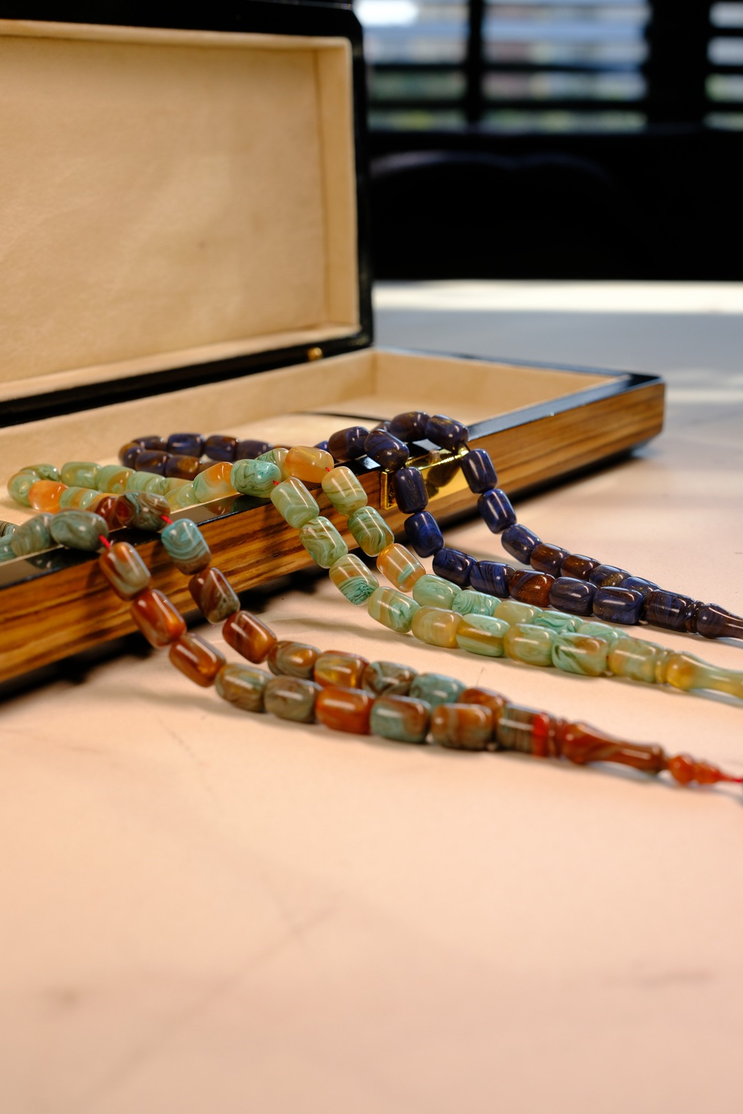 Sistemli Tasarım Multi Color Ateş-i Sıkma Kehribar Tesbih 