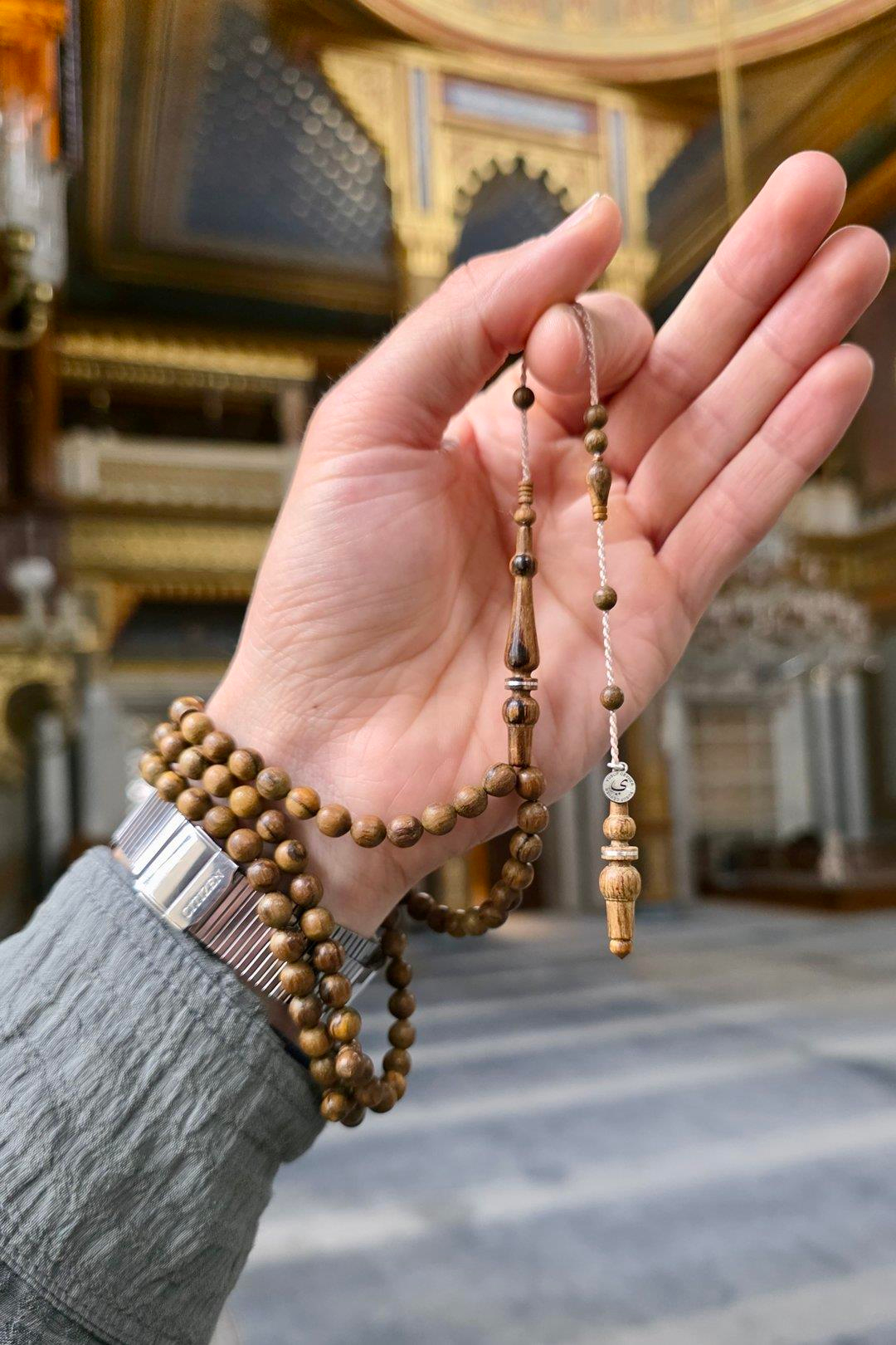 Yusuf Cevher Usta El işçiliği koleksiyonluk Öd Ağacı 99luk  Namaz Zikir Tesbihi